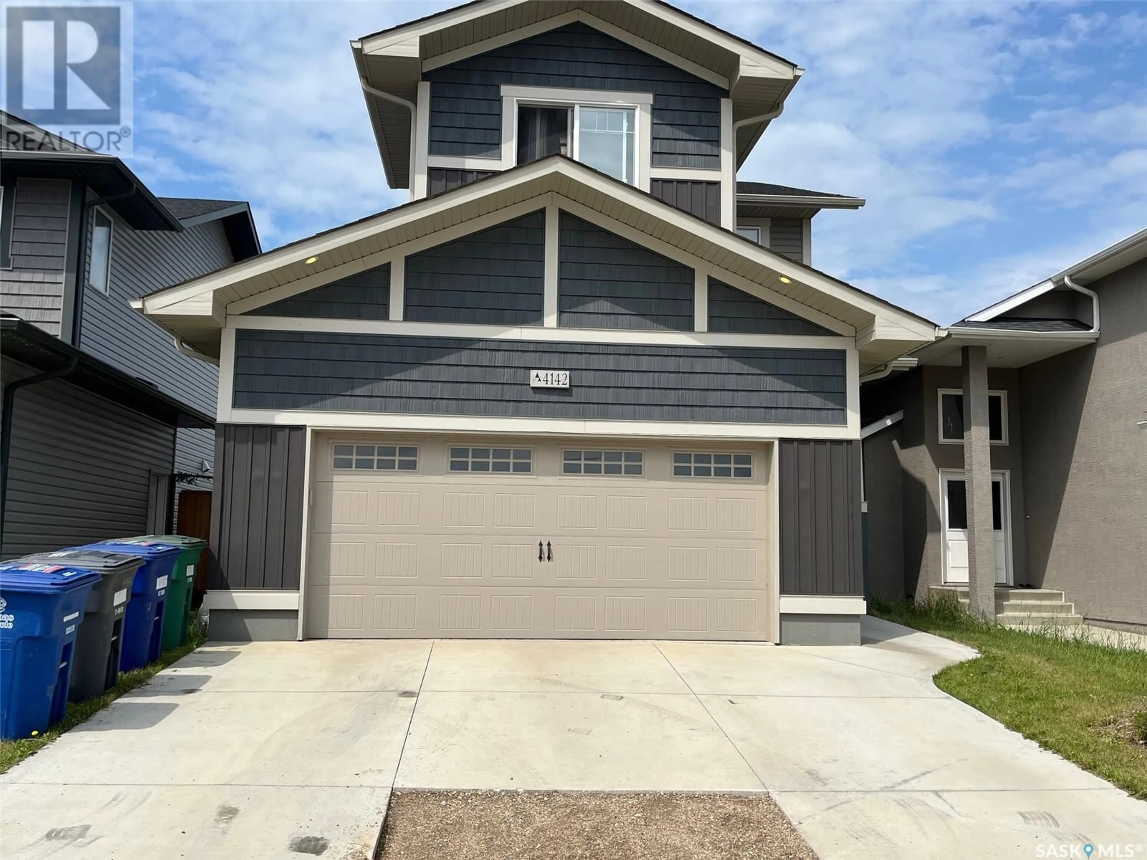 Home with vinyl exterior material, street for 4142 DIEFENBAKER DRIVE, Saskatoon Saskatchewan S7L6W8
