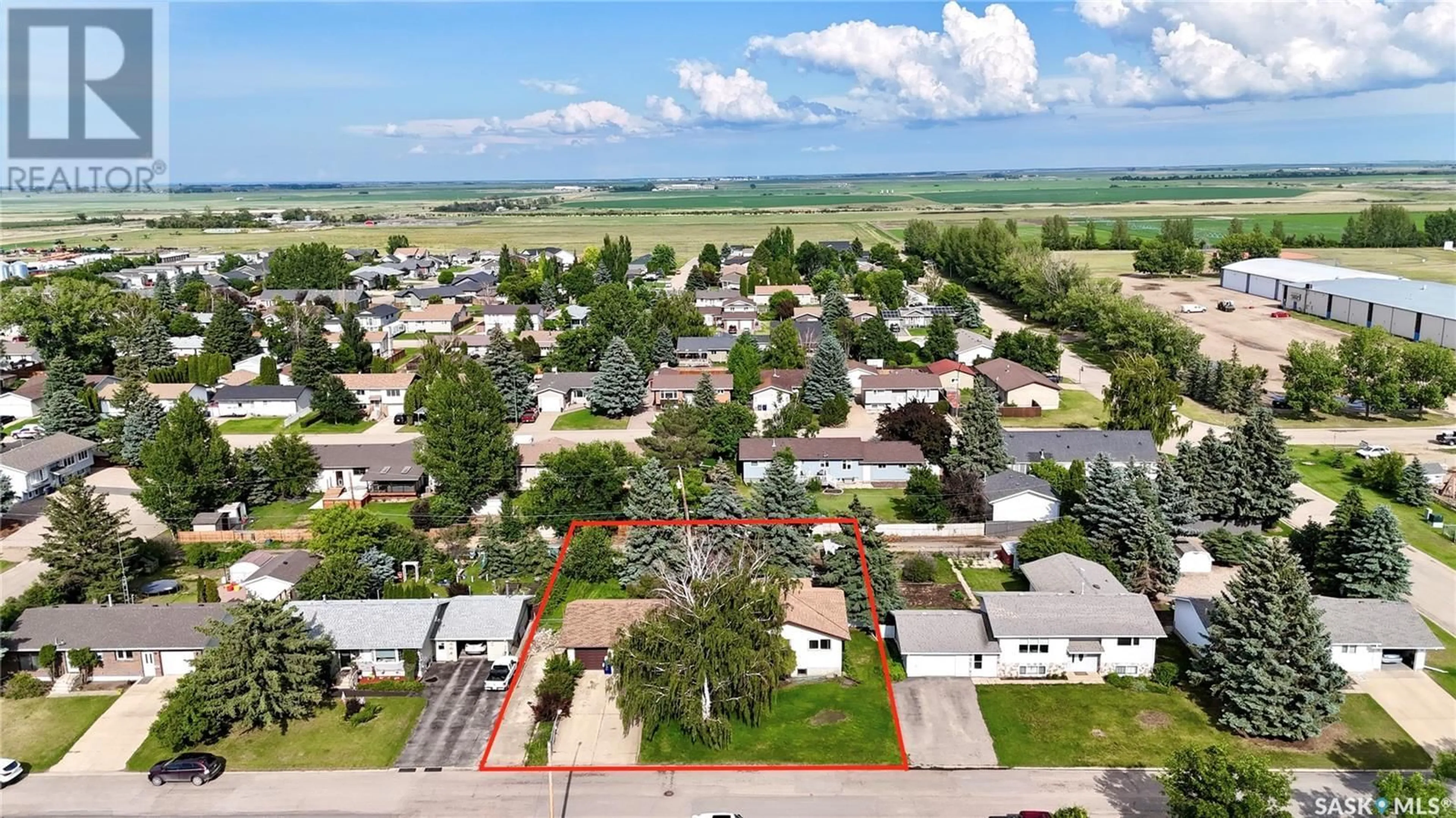A pic from outside/outdoor area/front of a property/back of a property/a pic from drone, street for 521 HEARN STREET, Outlook Saskatchewan S0L2N0