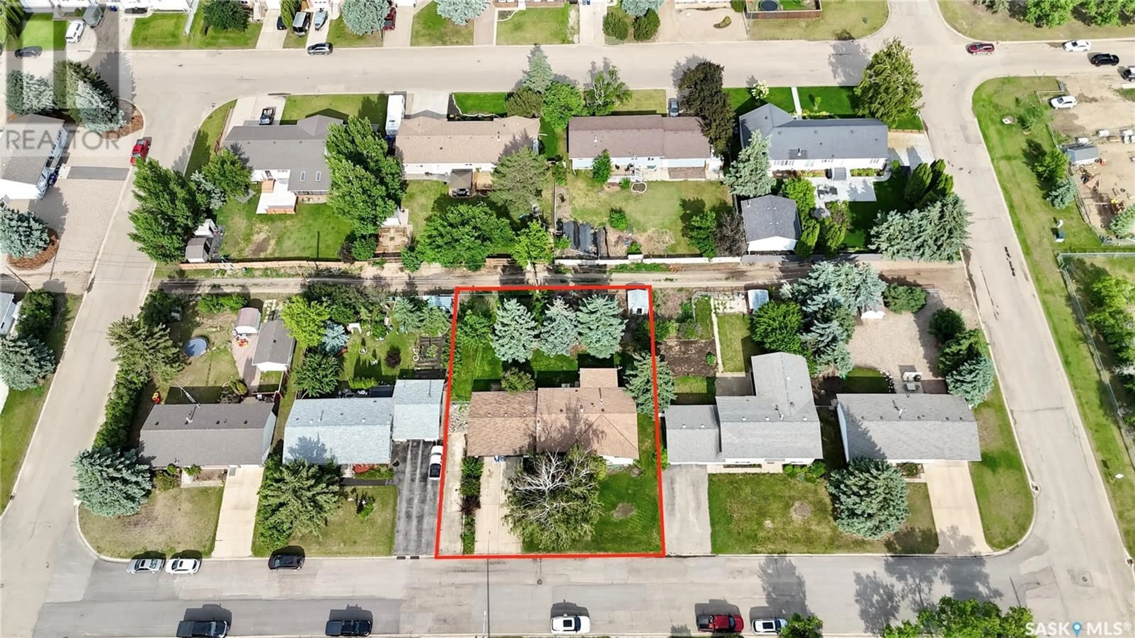 A pic from outside/outdoor area/front of a property/back of a property/a pic from drone, street for 521 HEARN STREET, Outlook Saskatchewan S0L2N0