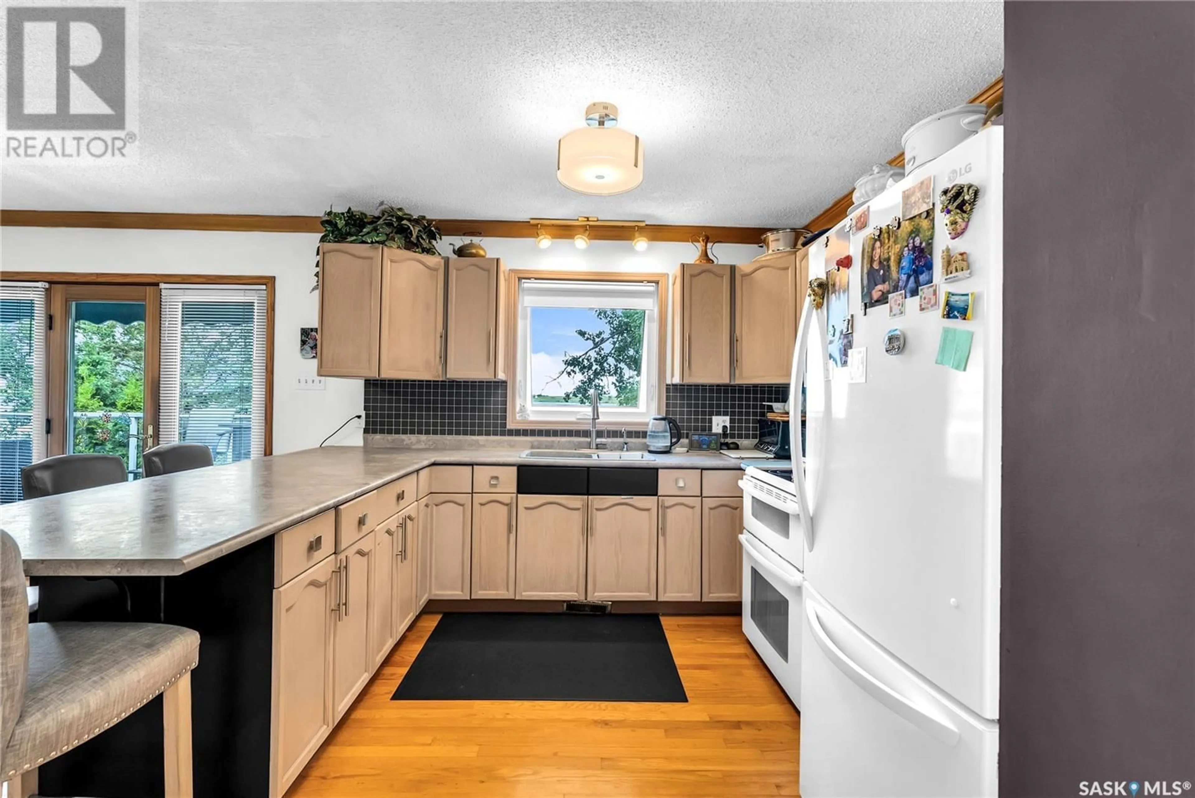 Open concept kitchen, unknown for 37 MCCRIMMON CRESCENT, Shields Saskatchewan S7C0A2