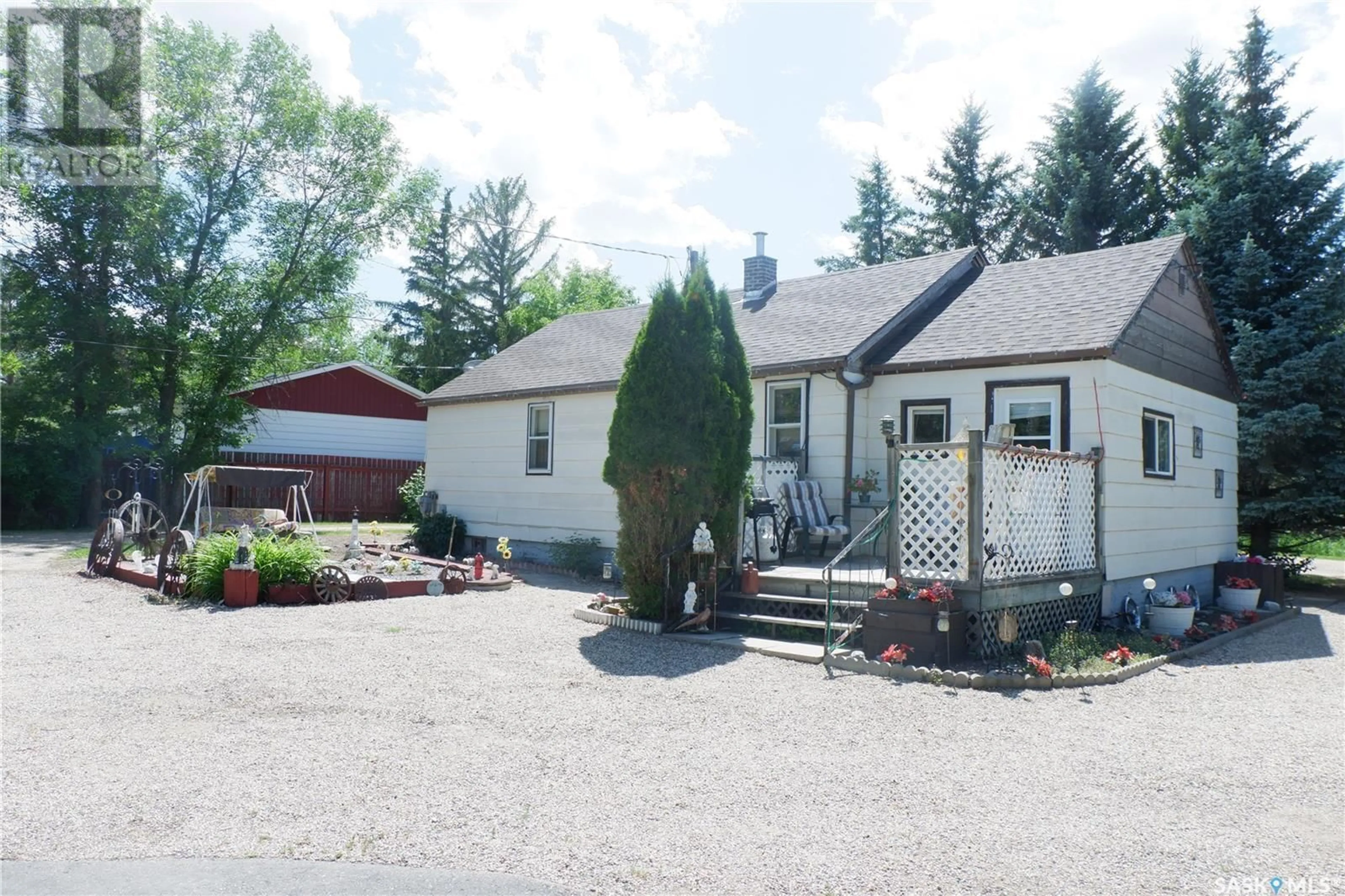 Patio, street for 311 KERRY STREET, Limerick Saskatchewan S0H2P0