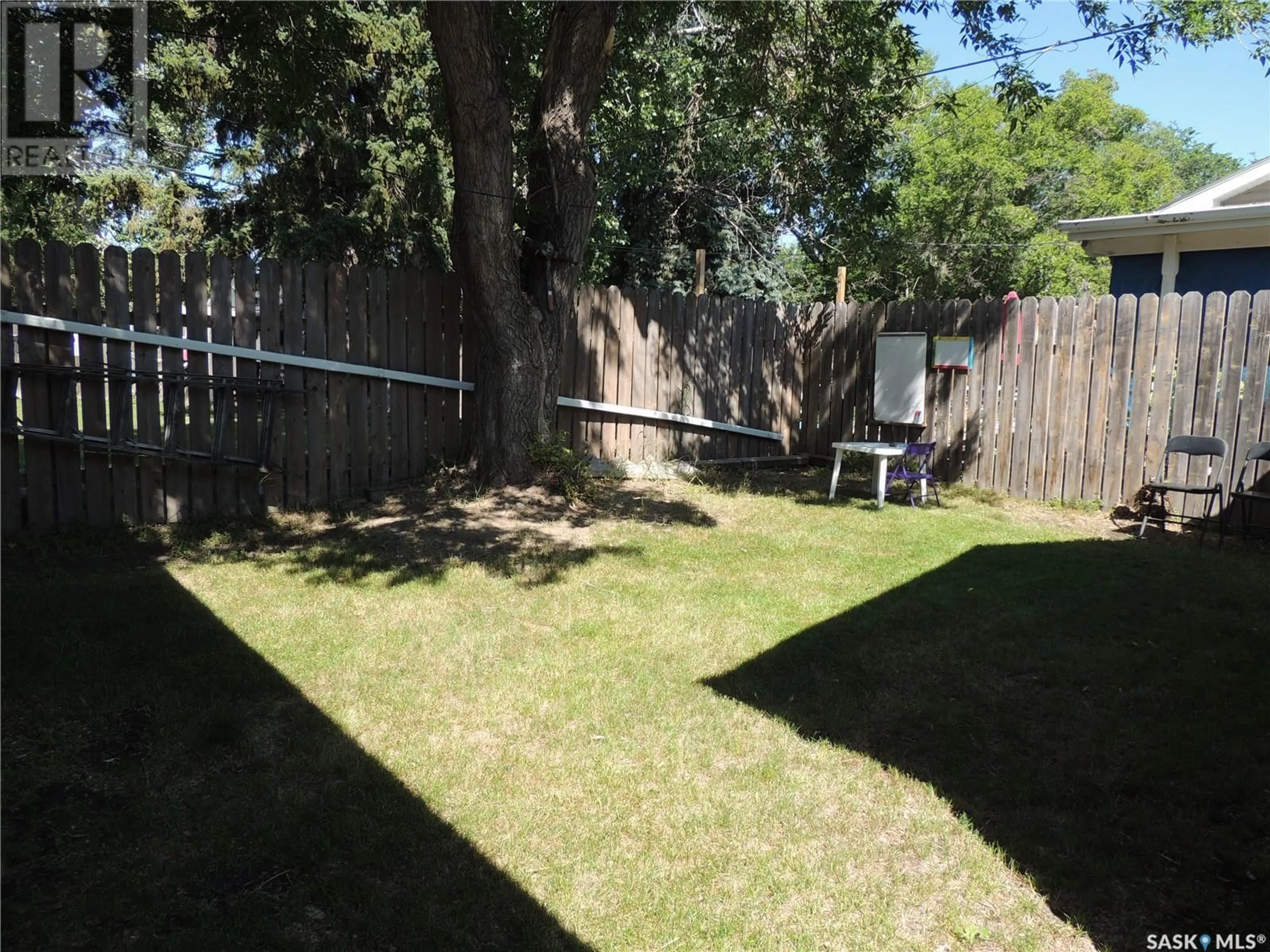 A pic from outside/outdoor area/front of a property/back of a property/a pic from drone, street for 1412 NICHOLSON ROAD, Estevan Saskatchewan S4A1T7