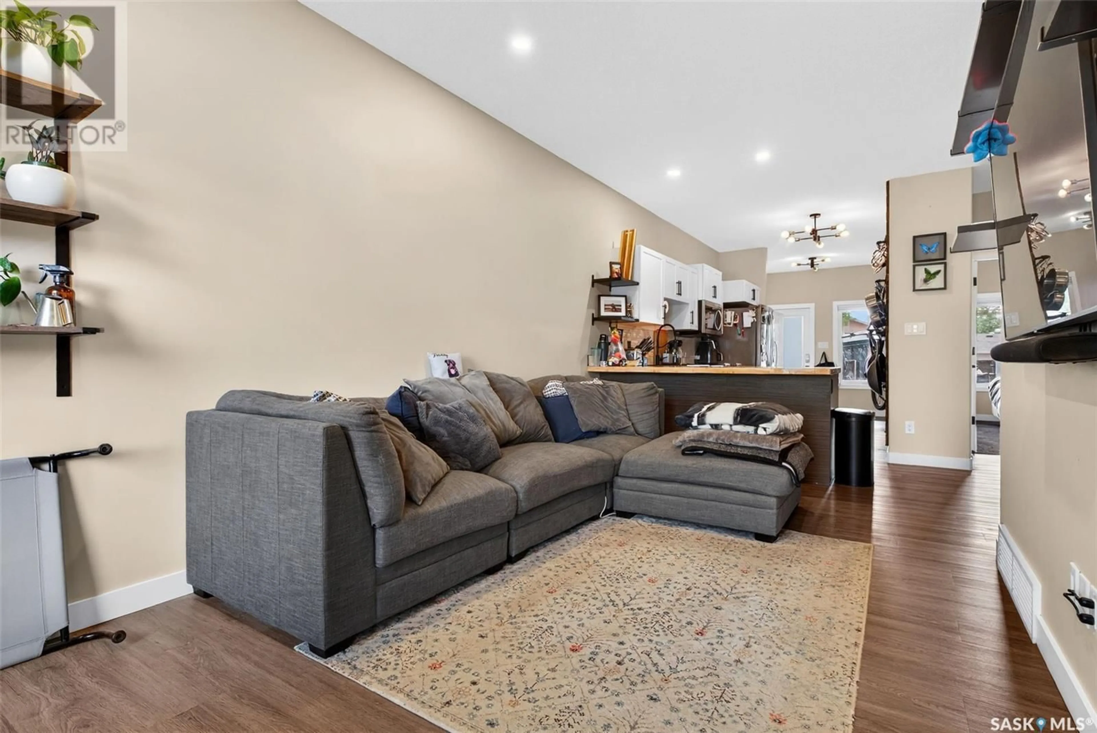 Living room with furniture, unknown for 339 OSLER STREET, Regina Saskatchewan S4R1V6
