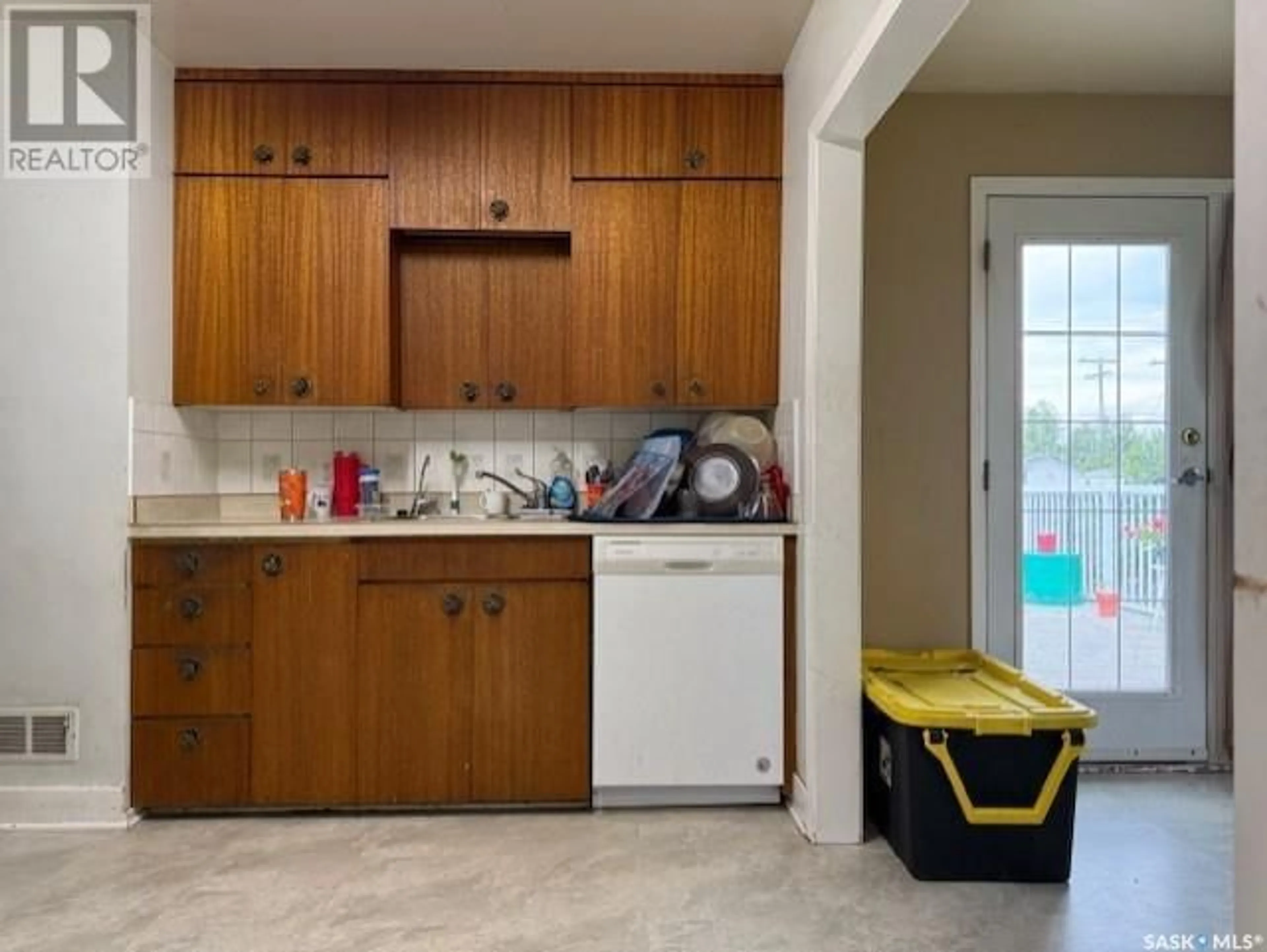 Unknown for 228 8TH AVENUE, Melville Saskatchewan S0A2P0