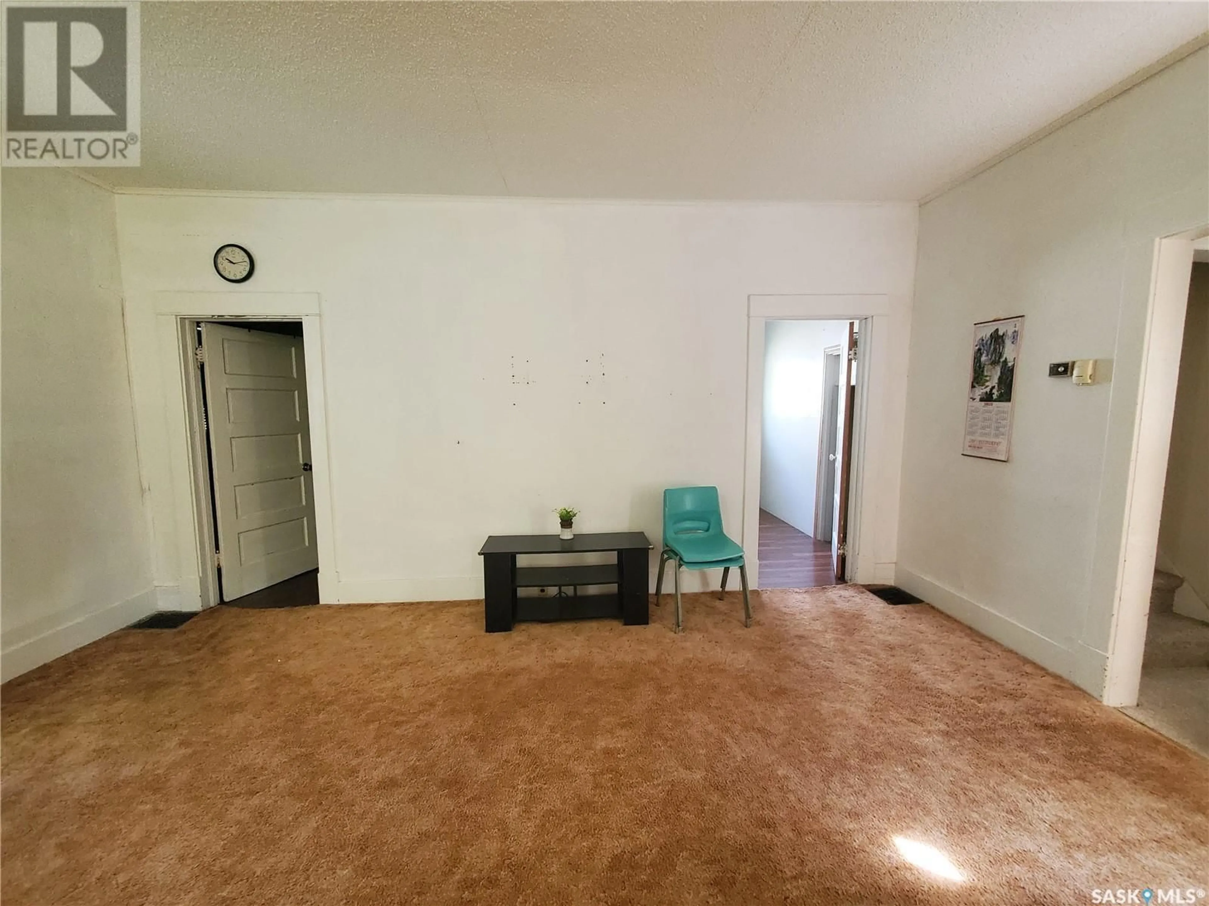 A pic of a room for 611 EAST AVENUE, Kamsack Saskatchewan S0A1S0