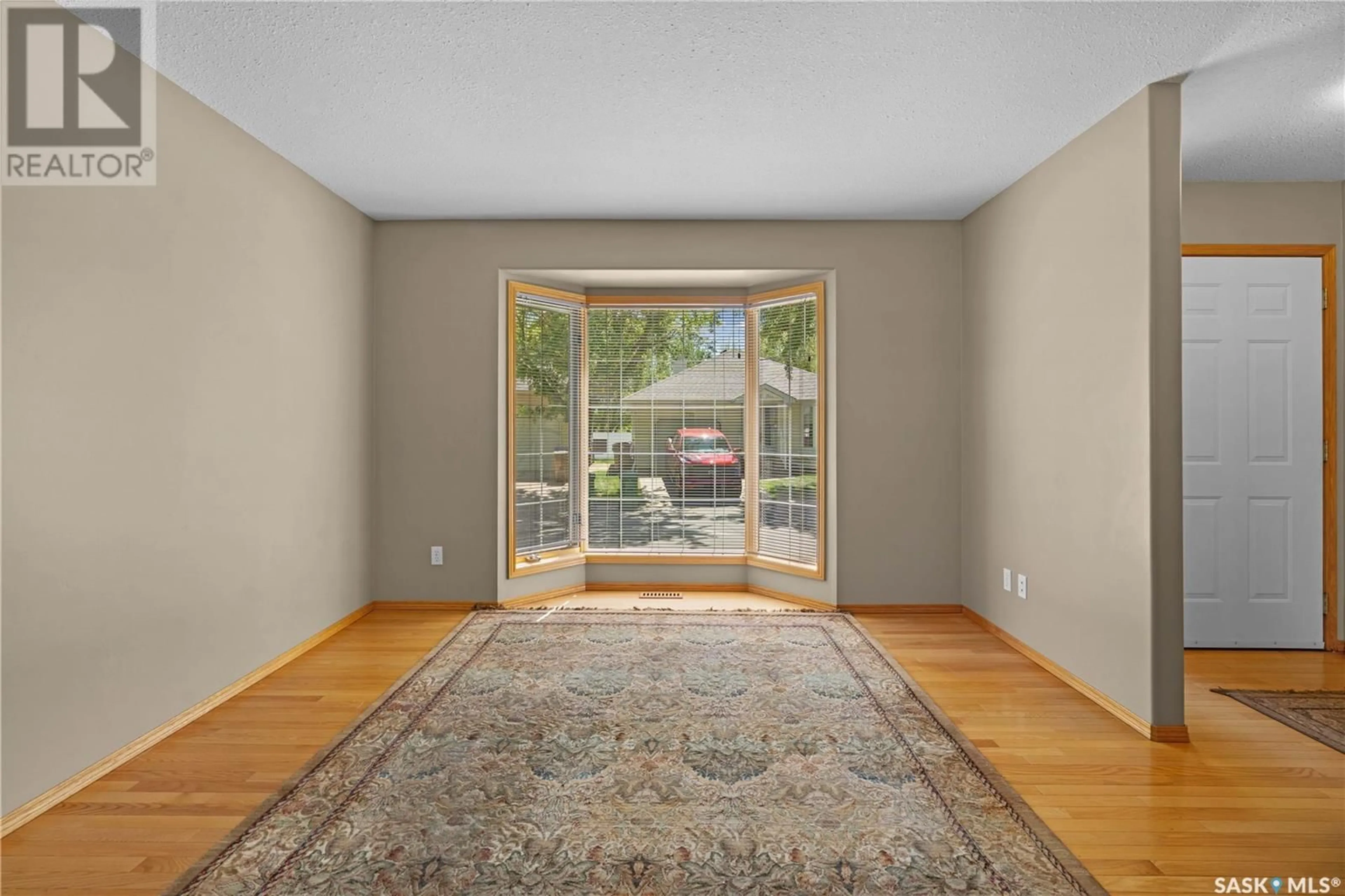 Unknown for 3734 QUEENS GATE, Regina Saskatchewan S4S7J1