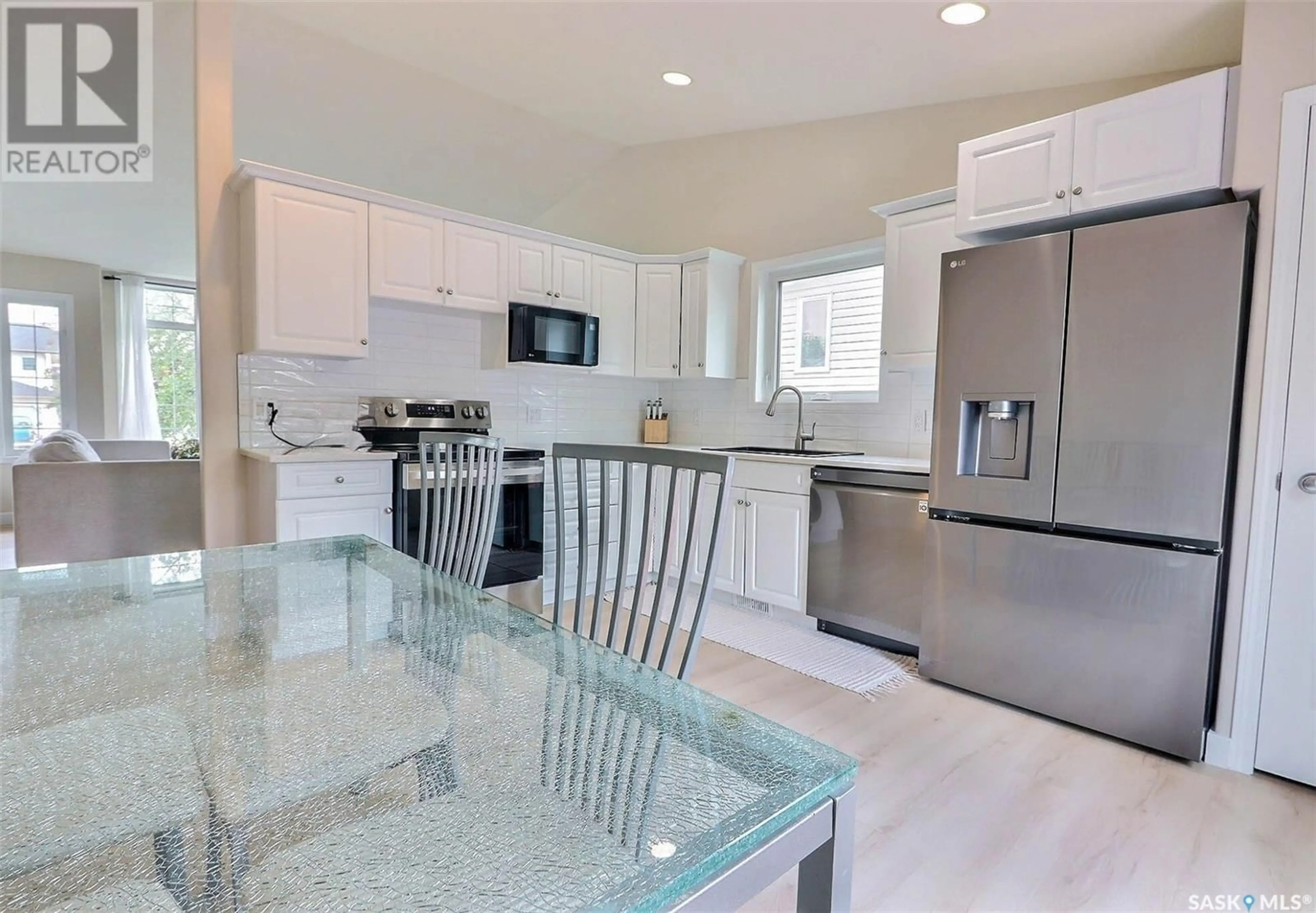 Open concept kitchen, ceramic/tile floor for 15 TURNER PLACE, Prince Albert Saskatchewan S6X1C4