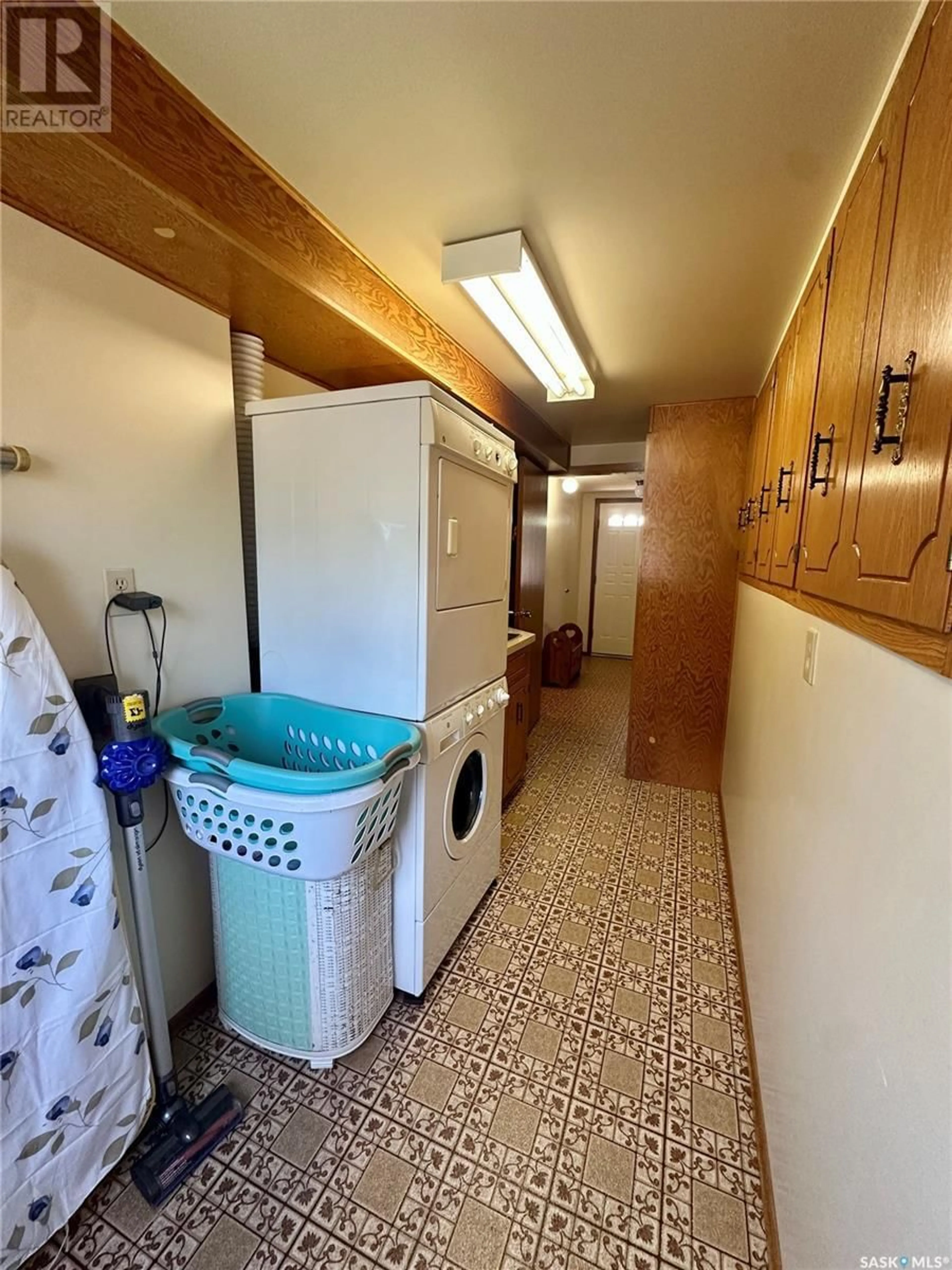 Laundry room for 123 JOHNSON CRESCENT, Canora Saskatchewan S0A0L0