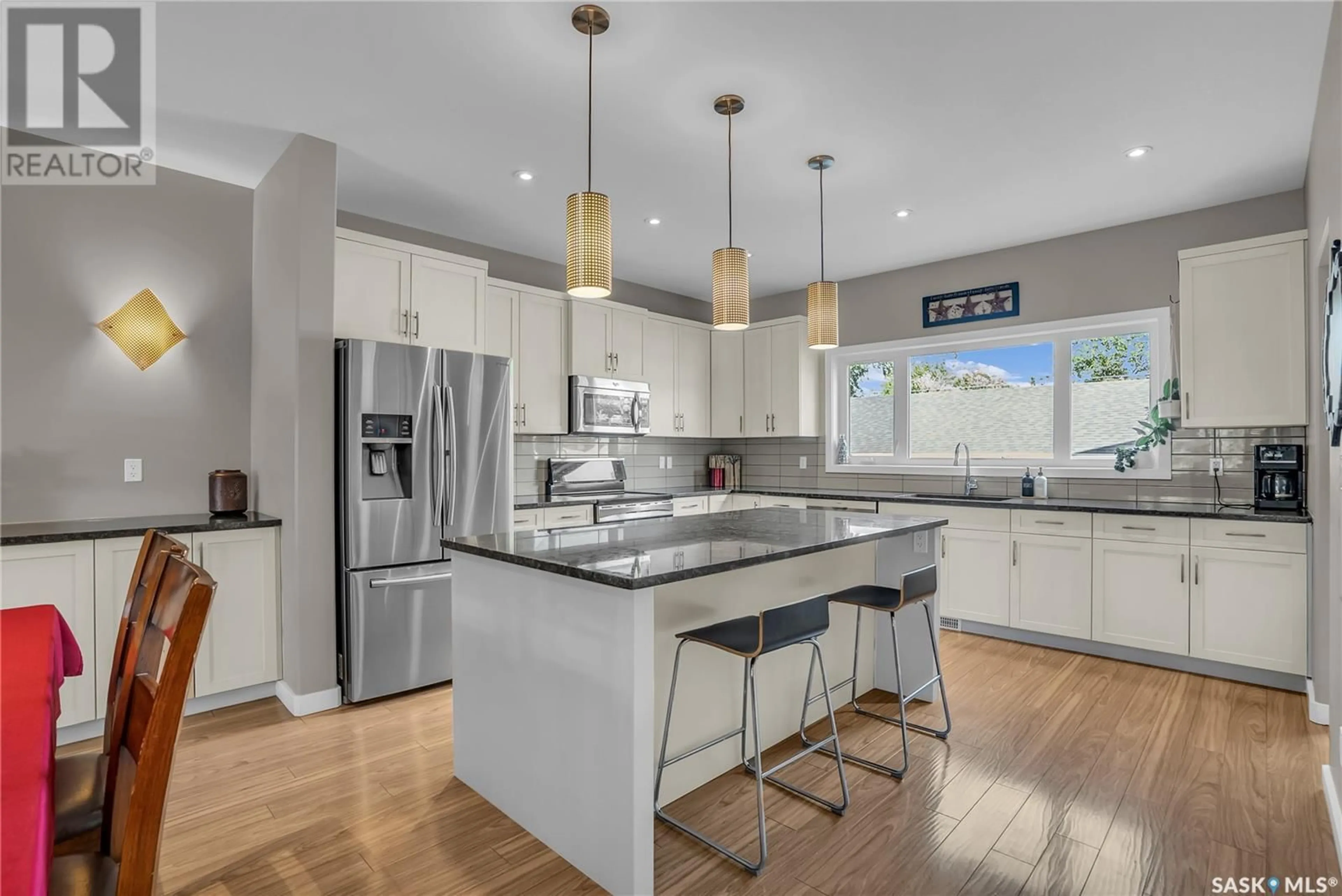 Open concept kitchen, unknown for 2207 MUNROE AVENUE, Saskatoon Saskatchewan S7J1S2