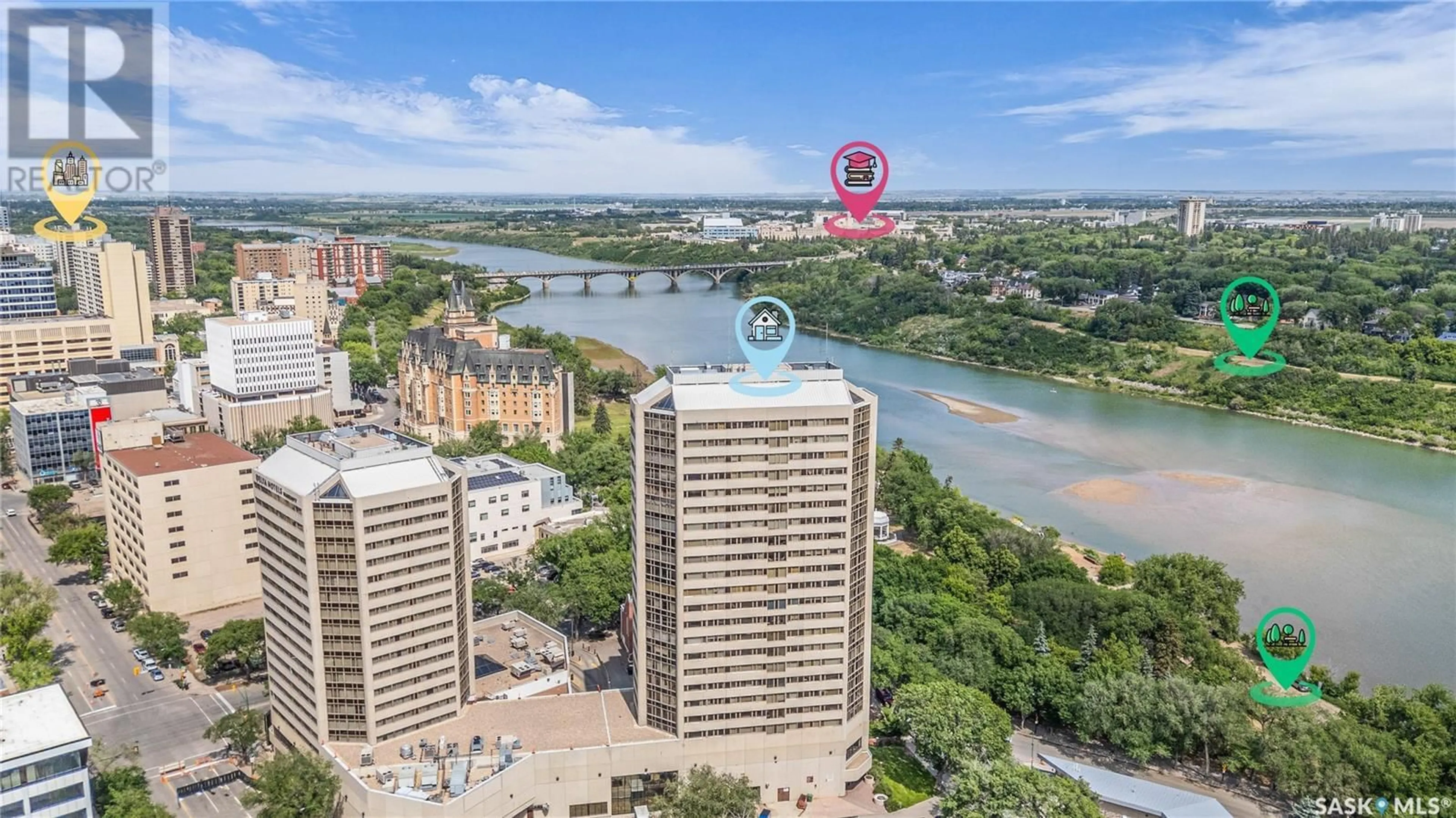 A pic from outside/outdoor area/front of a property/back of a property/a pic from drone, water/lake/river/ocean view for 424 - 840 SPADINA CRESCENT, Saskatoon Saskatchewan S7K6X7
