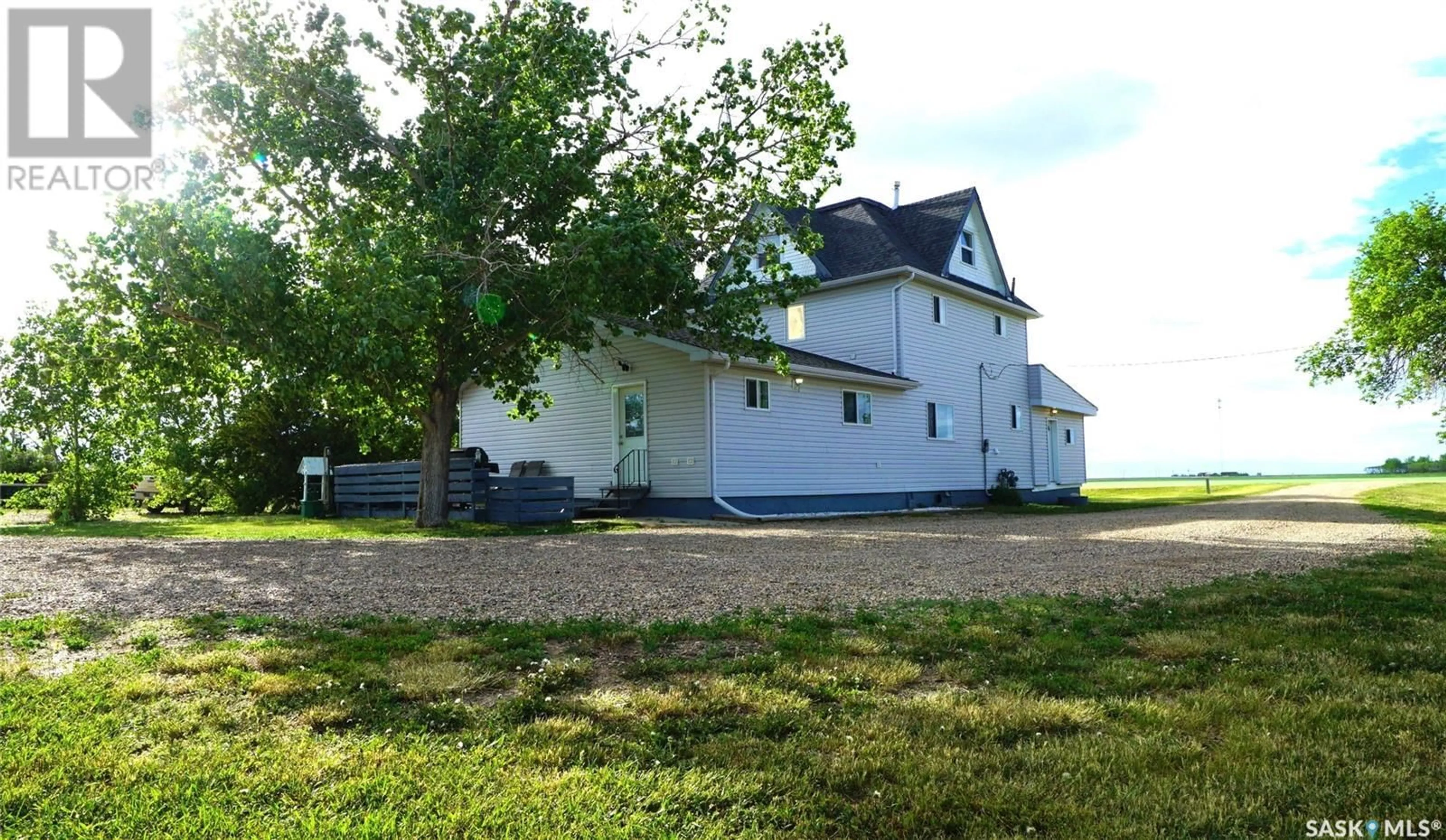 A pic from outside/outdoor area/front of a property/back of a property/a pic from drone, building for MILESTONE ACREAGE, Caledonia Rm No. 99 Saskatchewan S0G3L0