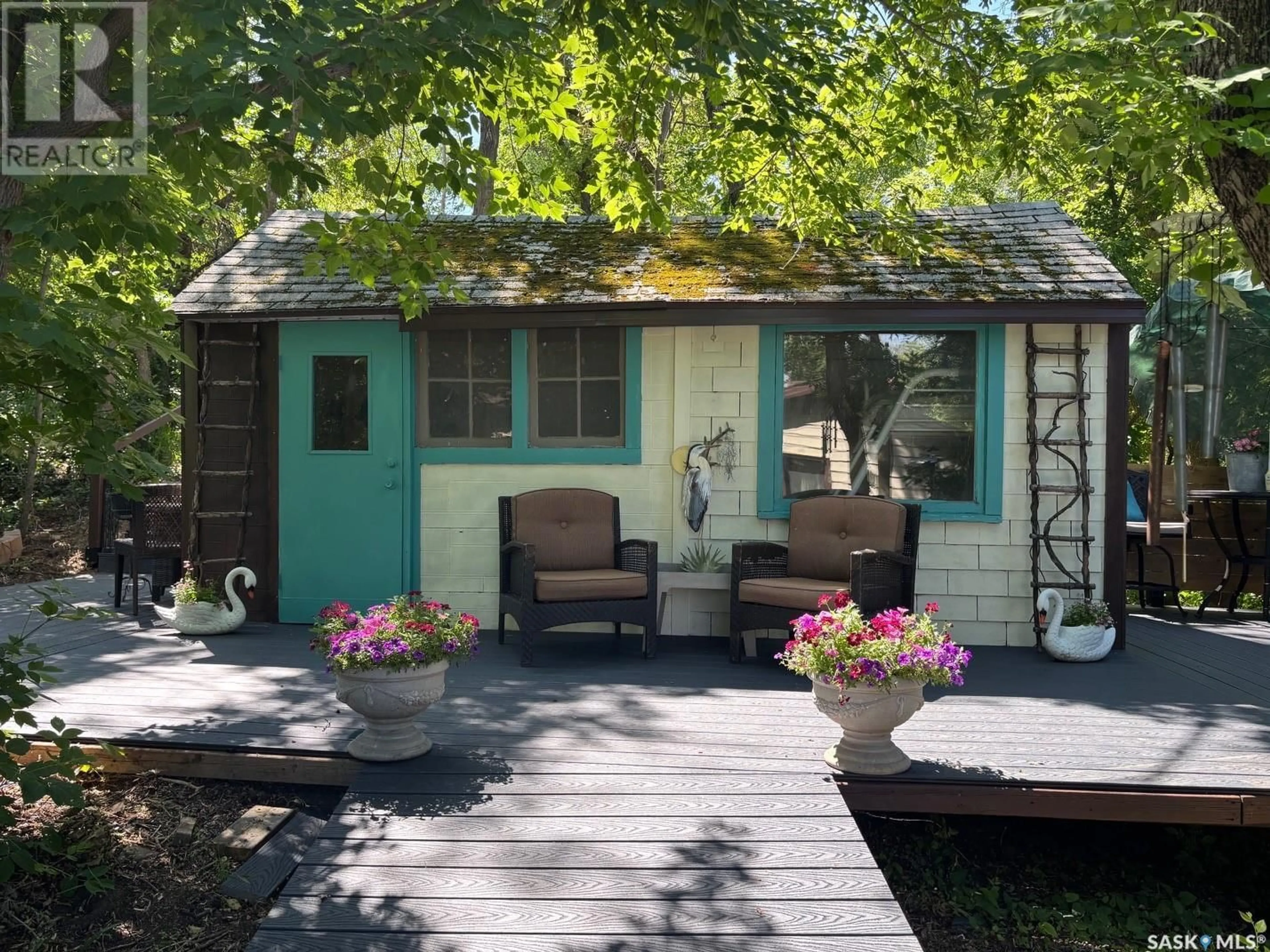 Shed for 232 GREEN AVENUE, Regina Beach Saskatchewan S0G4C0