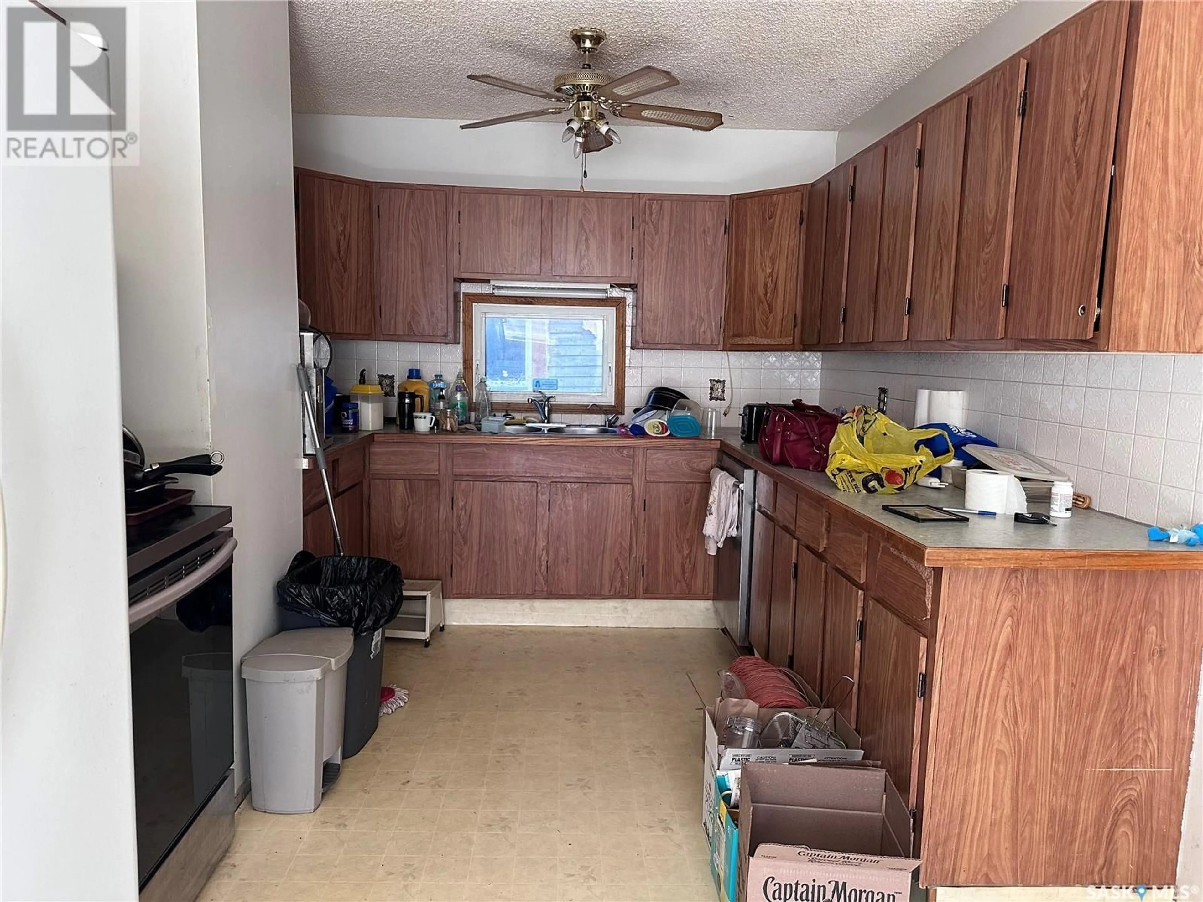 Unknown for 859 CARTIER AVENUE, Moose Jaw Saskatchewan S6H1L9