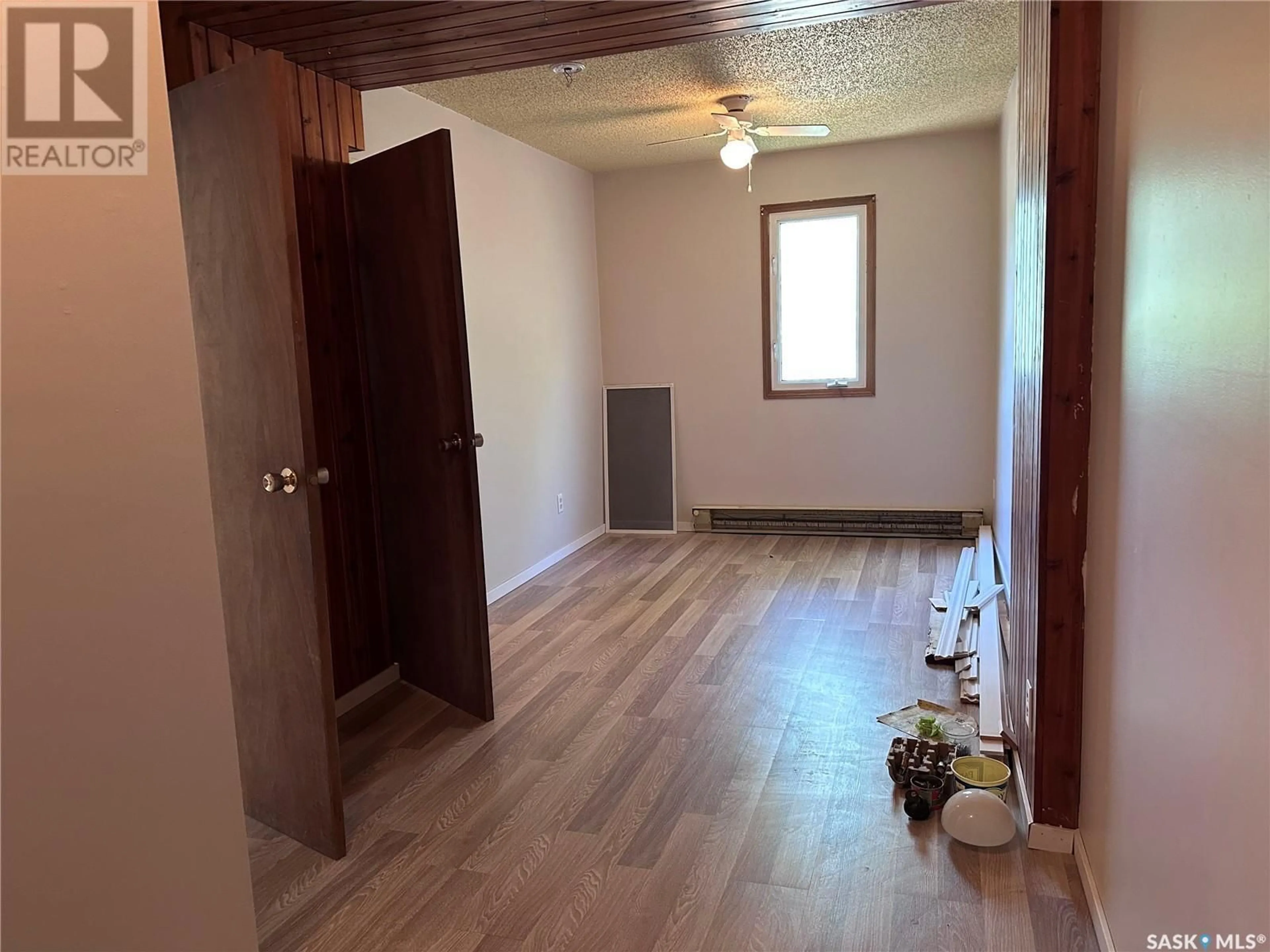 A pic of a room for 859 CARTIER AVENUE, Moose Jaw Saskatchewan S6H1L9