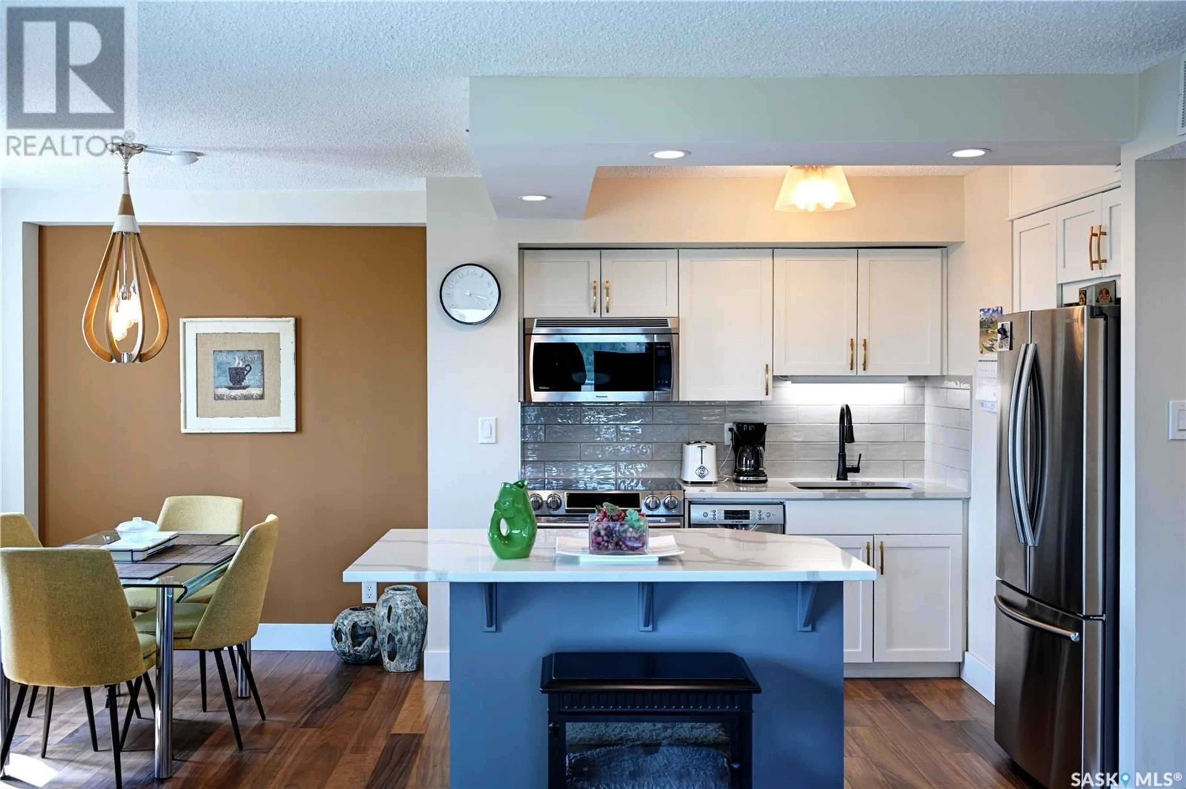 Open concept kitchen, unknown for 320 - 1106 5TH AVENUE, Saskatoon Saskatchewan S7K2P5