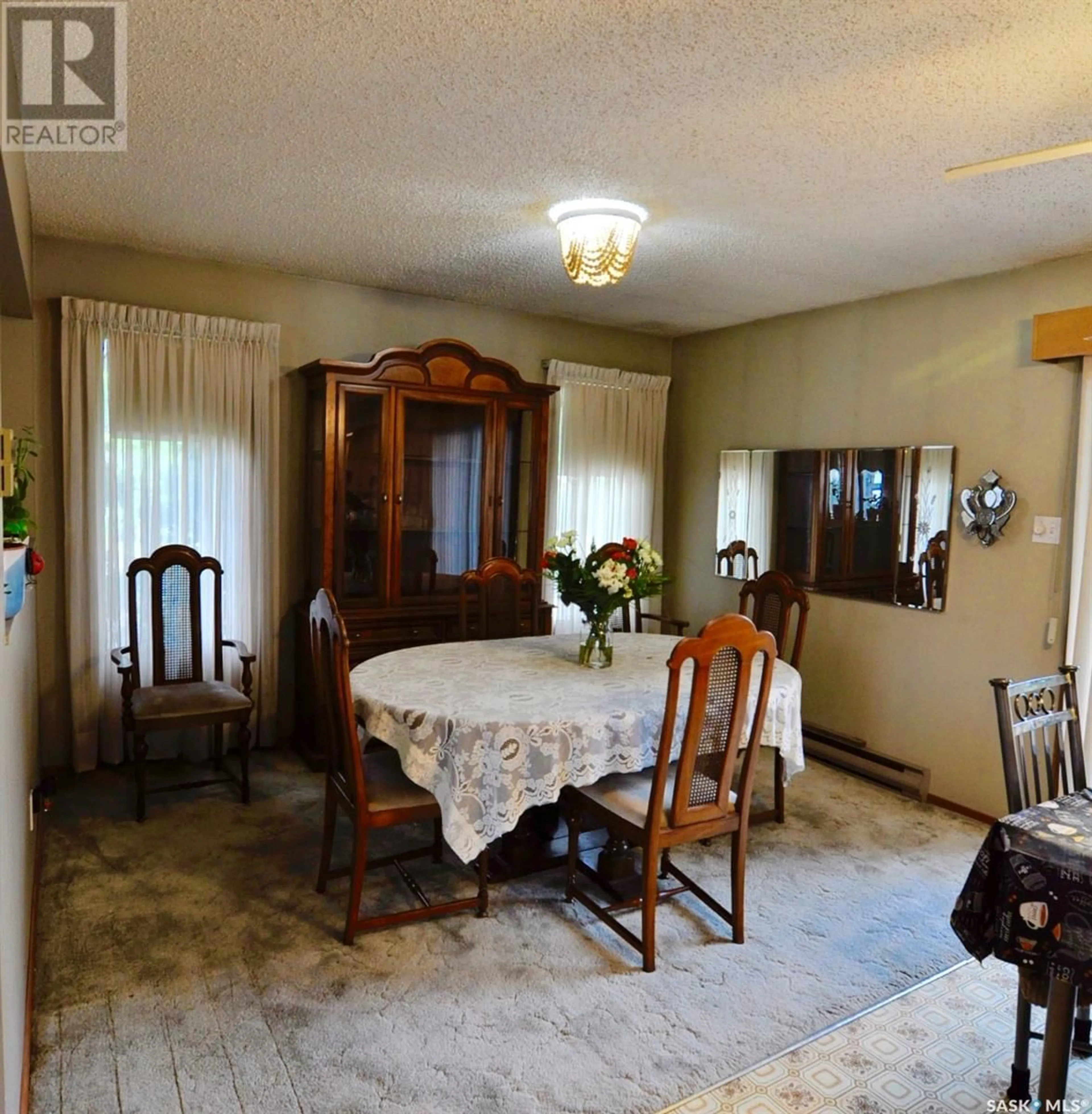 Dining room, unknown for 2326 PRESTON AVENUE, Saskatoon Saskatchewan S7J2G2