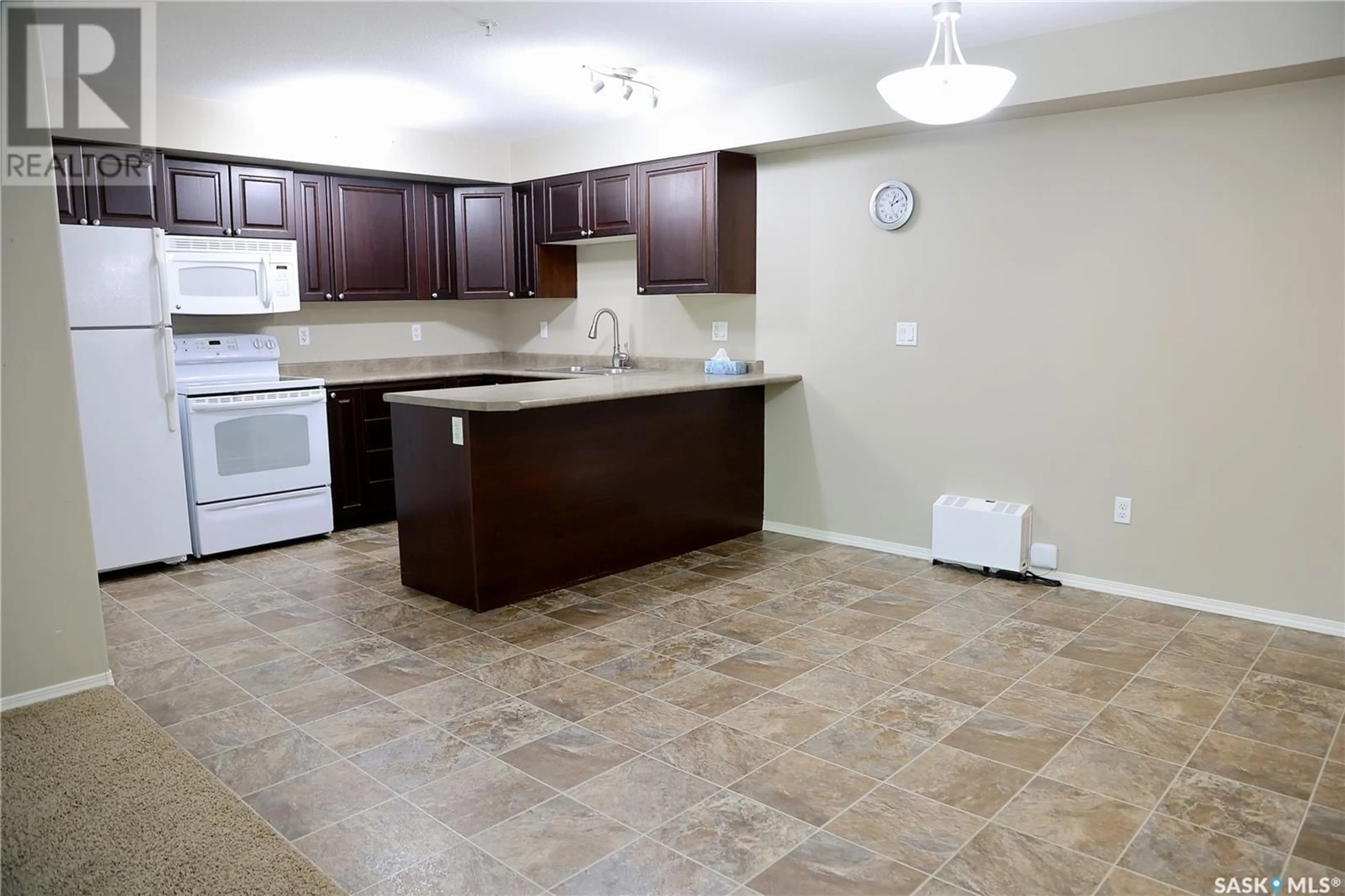Unknown for N - 106 215 SMITH STREET, Regina Saskatchewan S4R3B5
