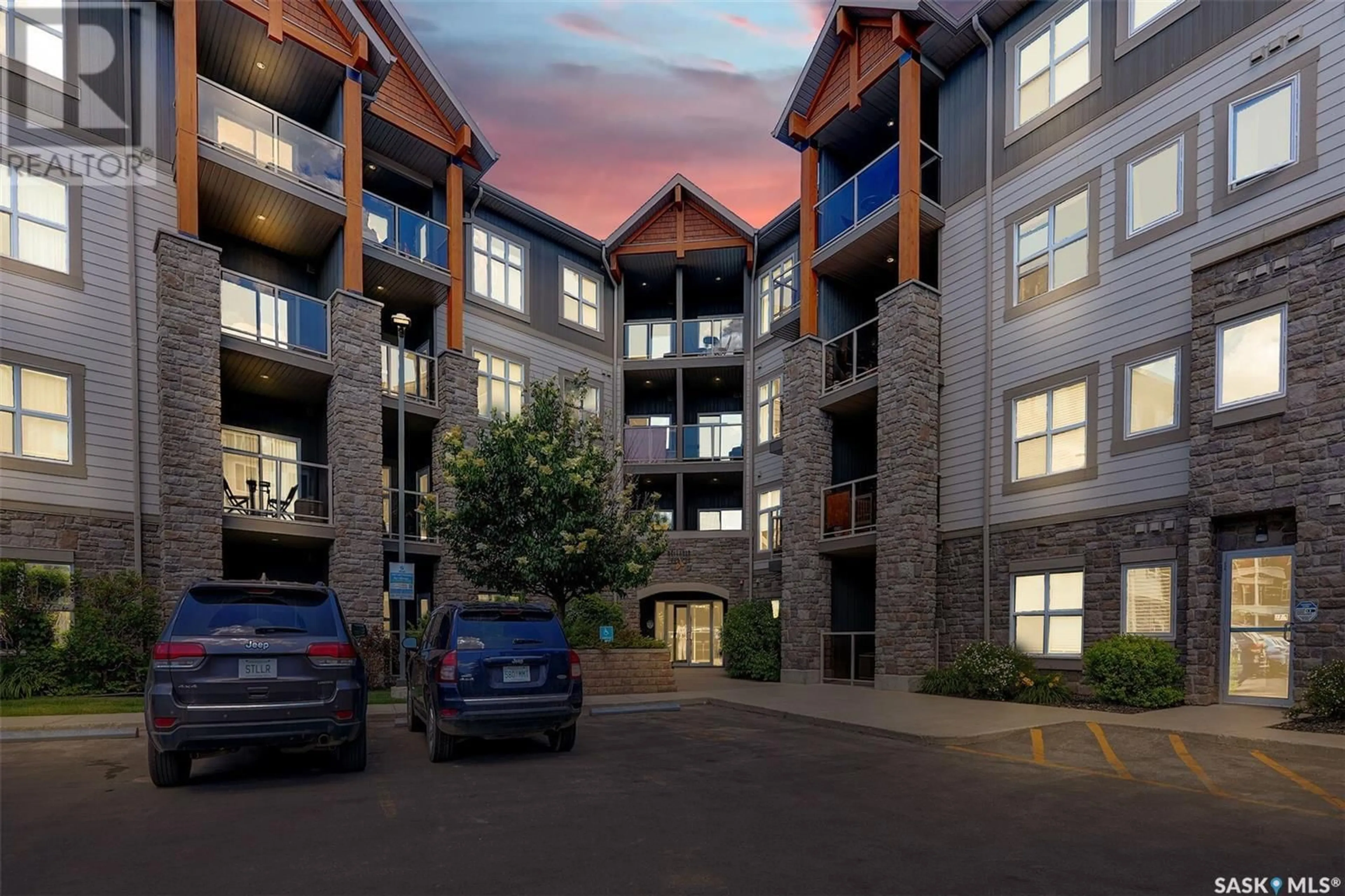 Unknown for 1220 - 111 BLACKFOOT DRIVE, Regina Saskatchewan S4S6T2