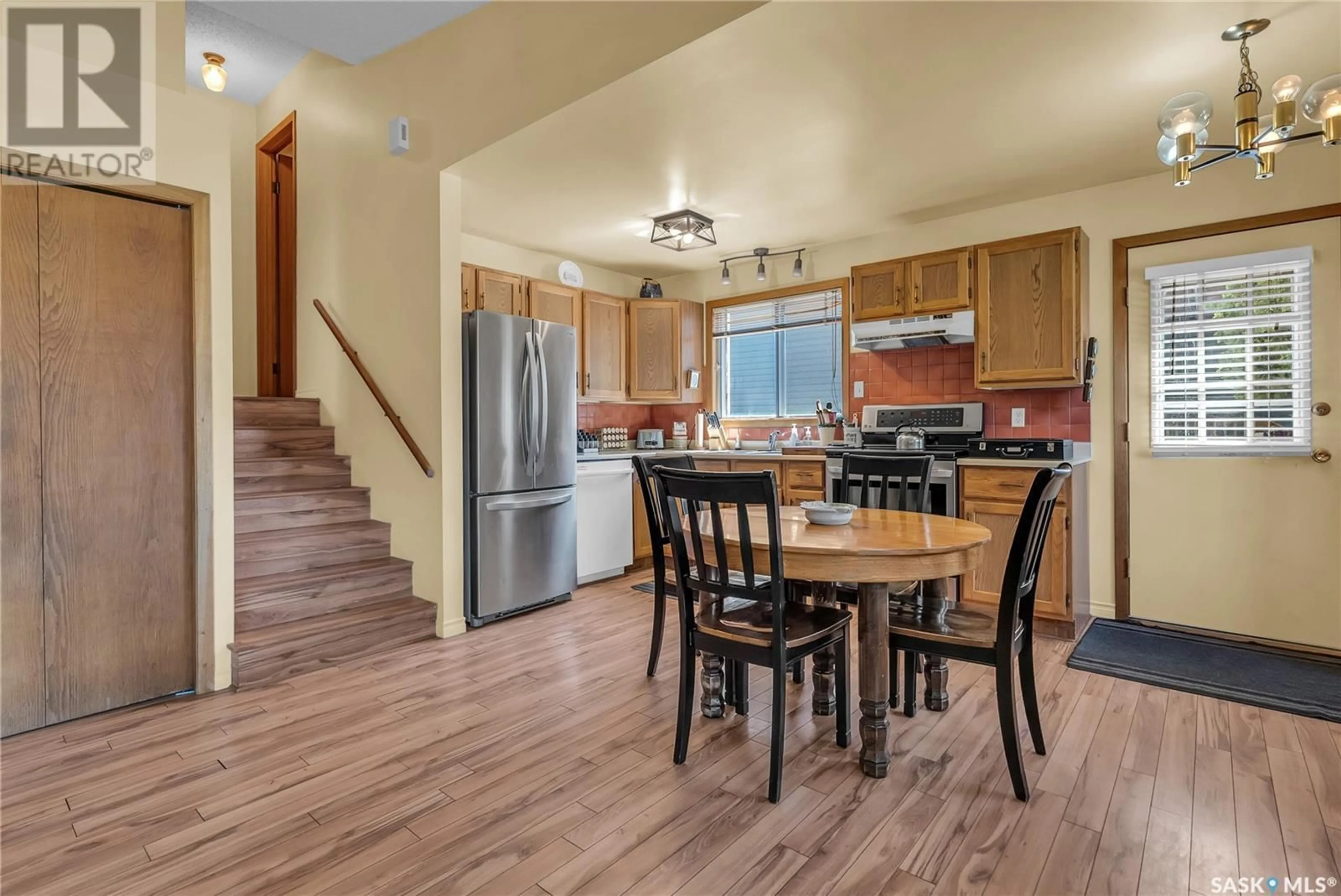 Open concept kitchen, unknown for 562 WOLLASTON TERRACE, Saskatoon Saskatchewan S7J4H2
