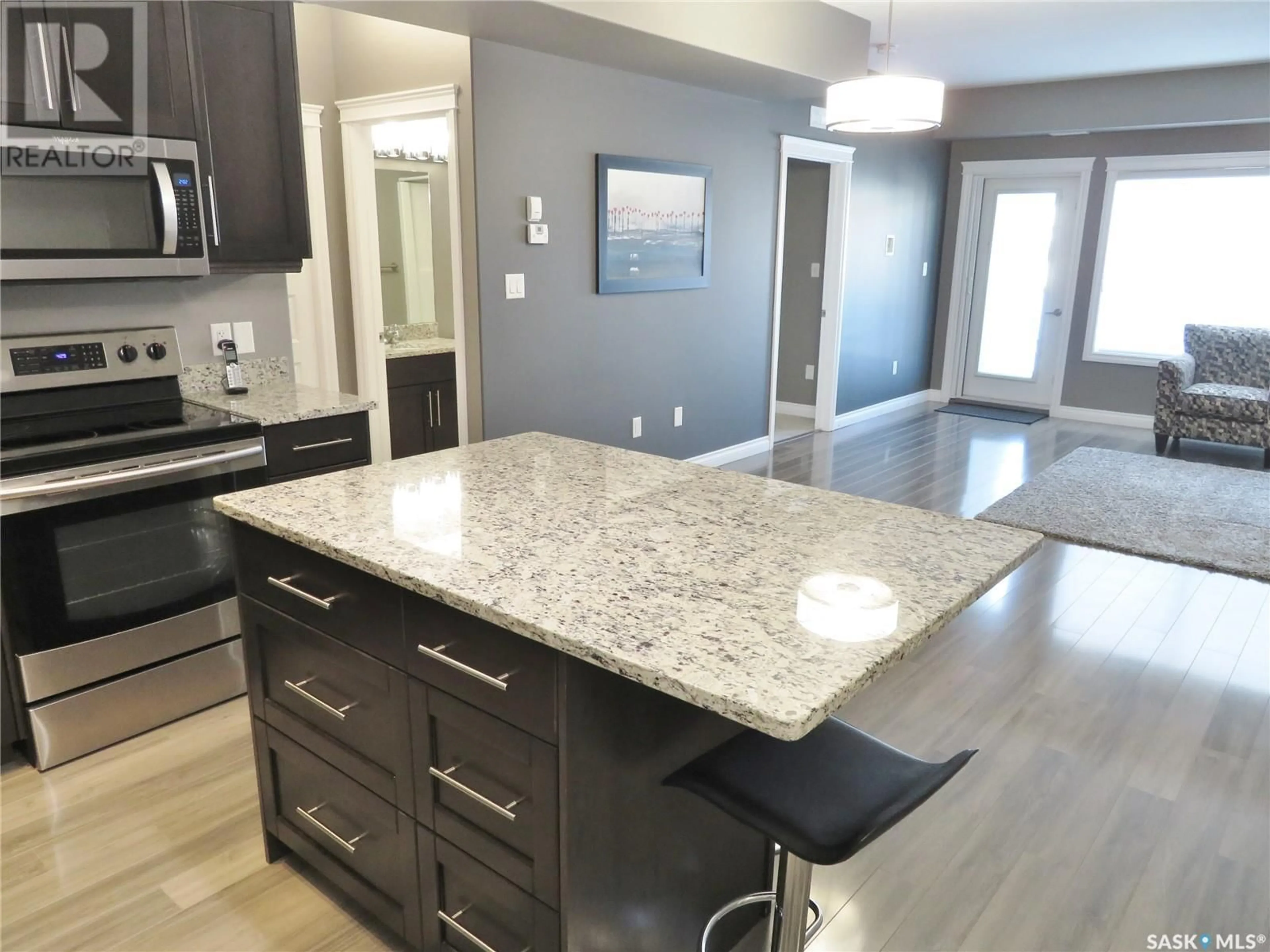 Open concept kitchen, unknown for 411 419 NELSON ROAD, Saskatoon Saskatchewan S7S1P2