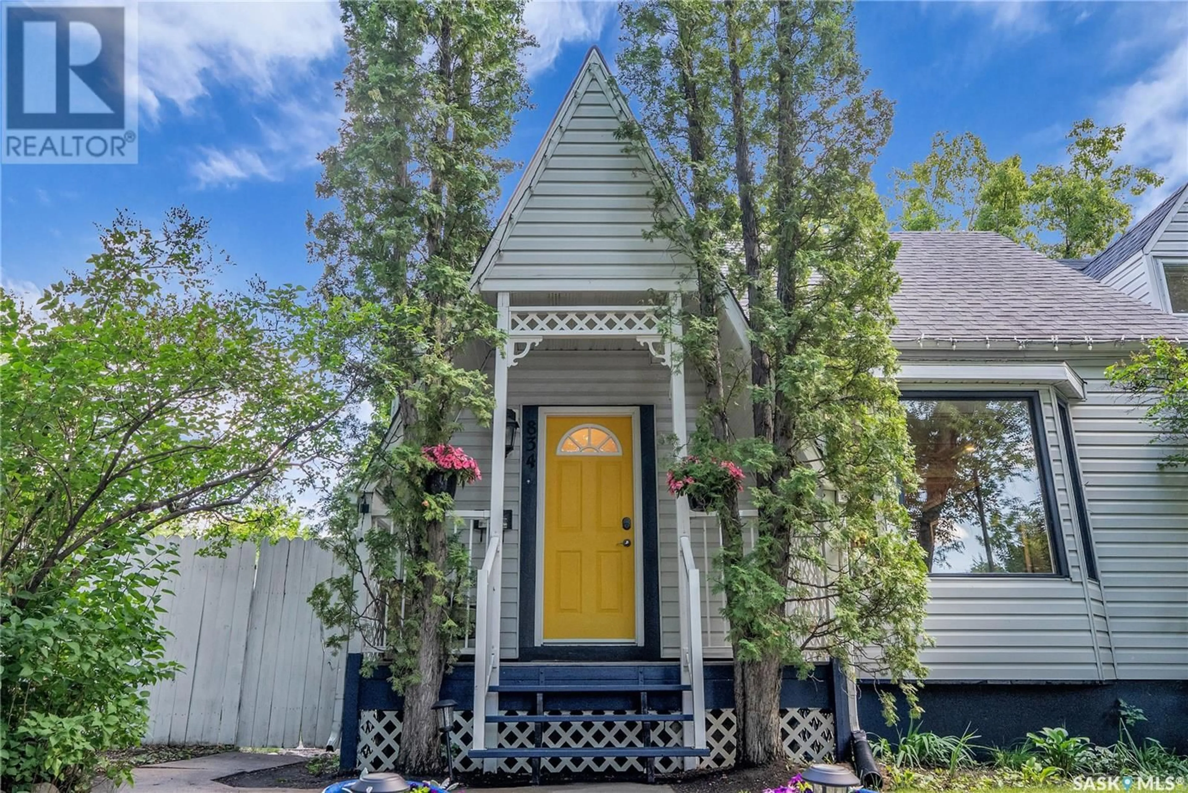 Unknown for 834 5TH STREET, Saskatoon Saskatchewan S7H1G9