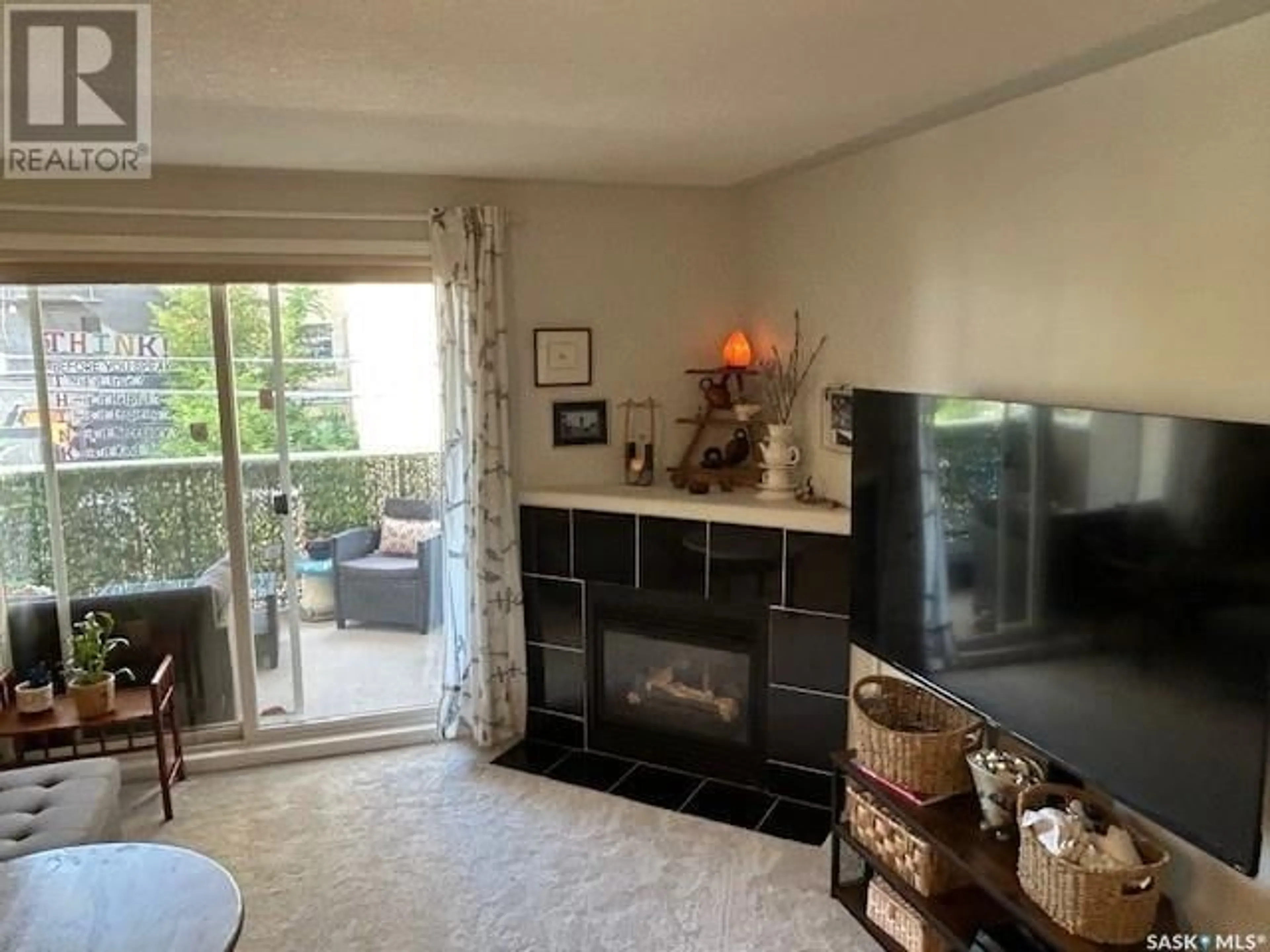 A pic of a room for 201 2217 ANGUS STREET, Regina Saskatchewan S4T1A3
