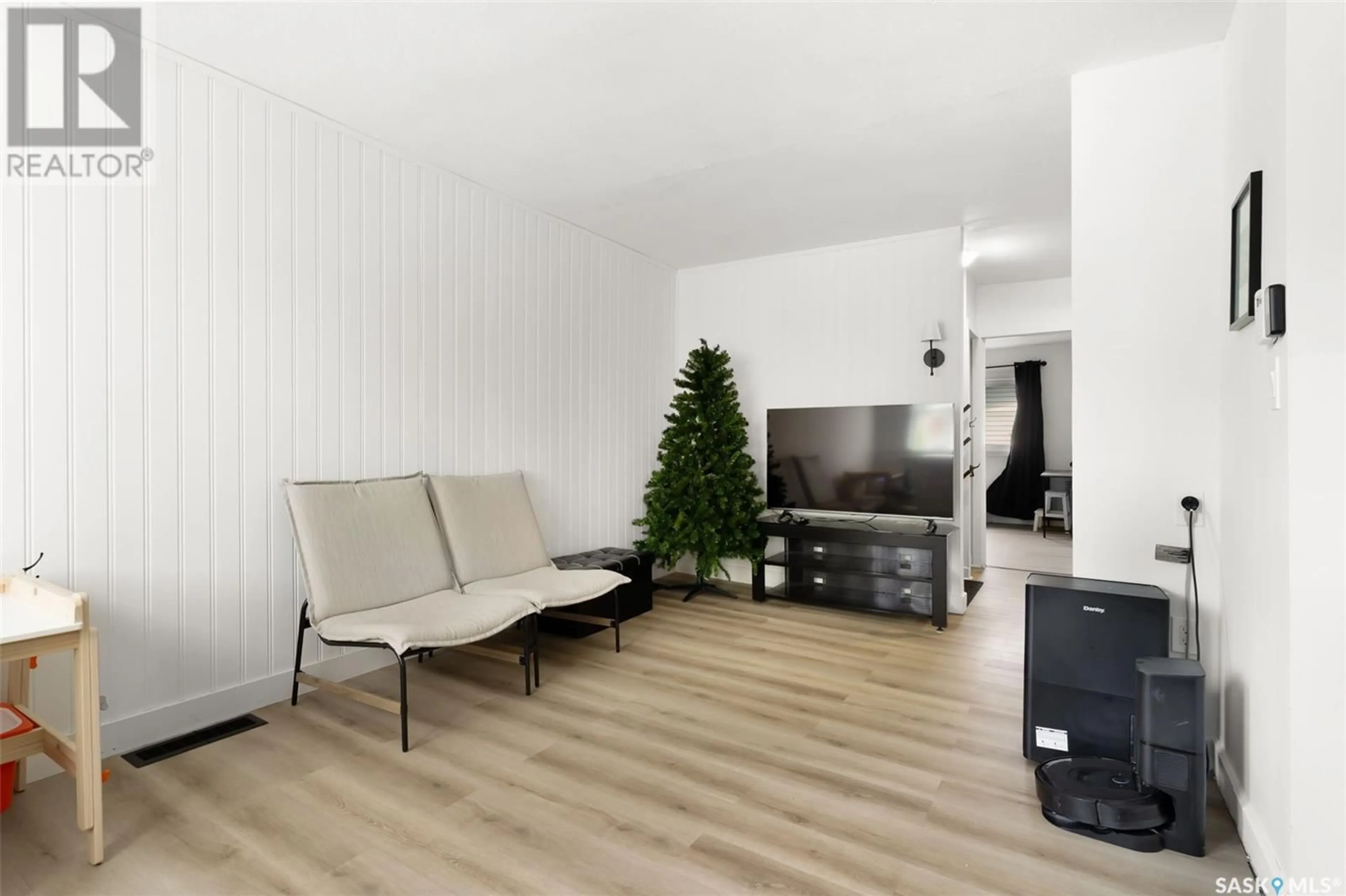 Living room with furniture, unknown for 2434 MCDONALD STREET, Regina Saskatchewan S4N2Z3