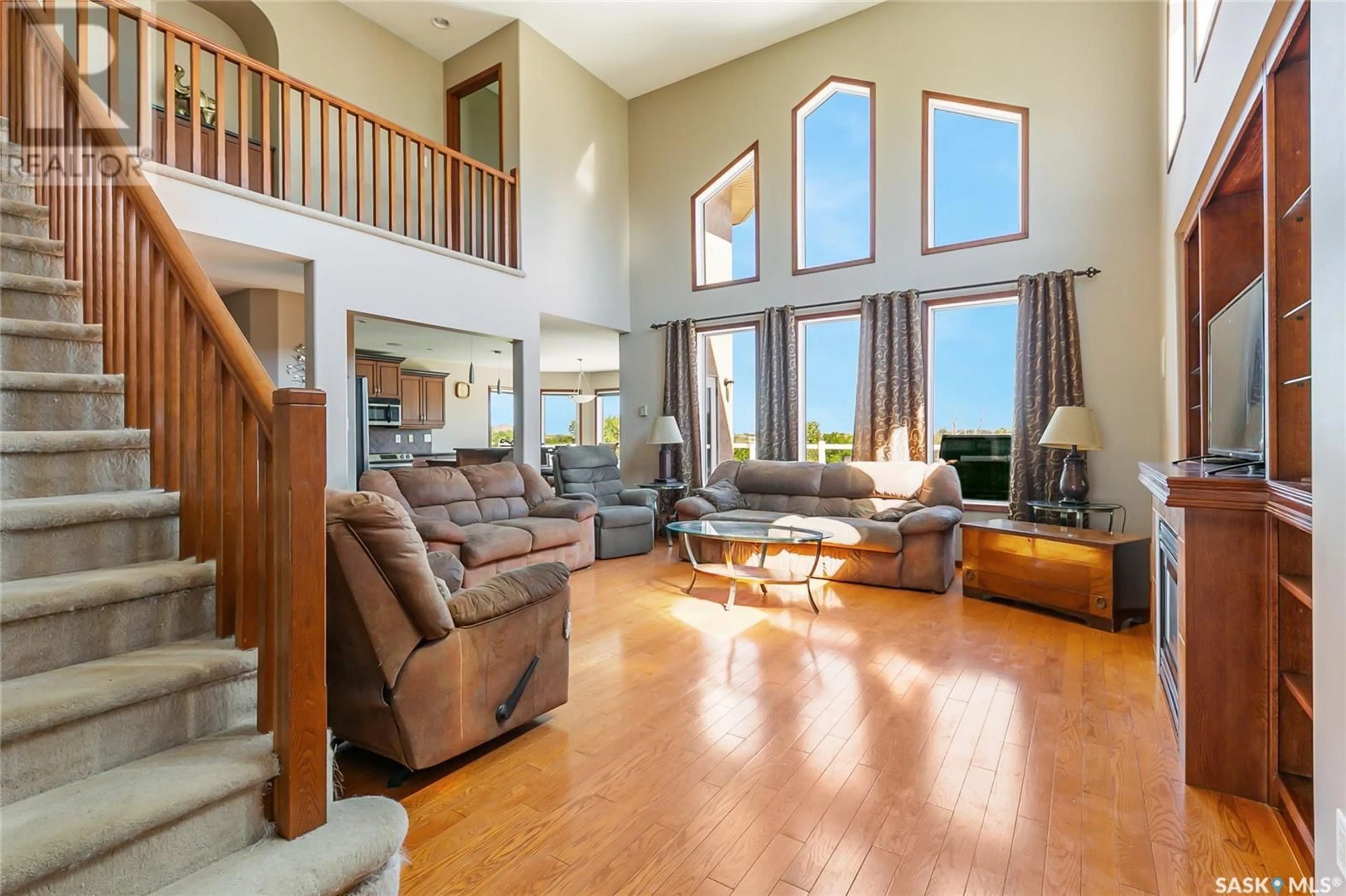 Living room with furniture, unknown for 40 ROSEWOOD DRIVE, Lumsden Saskatchewan S0G3C0