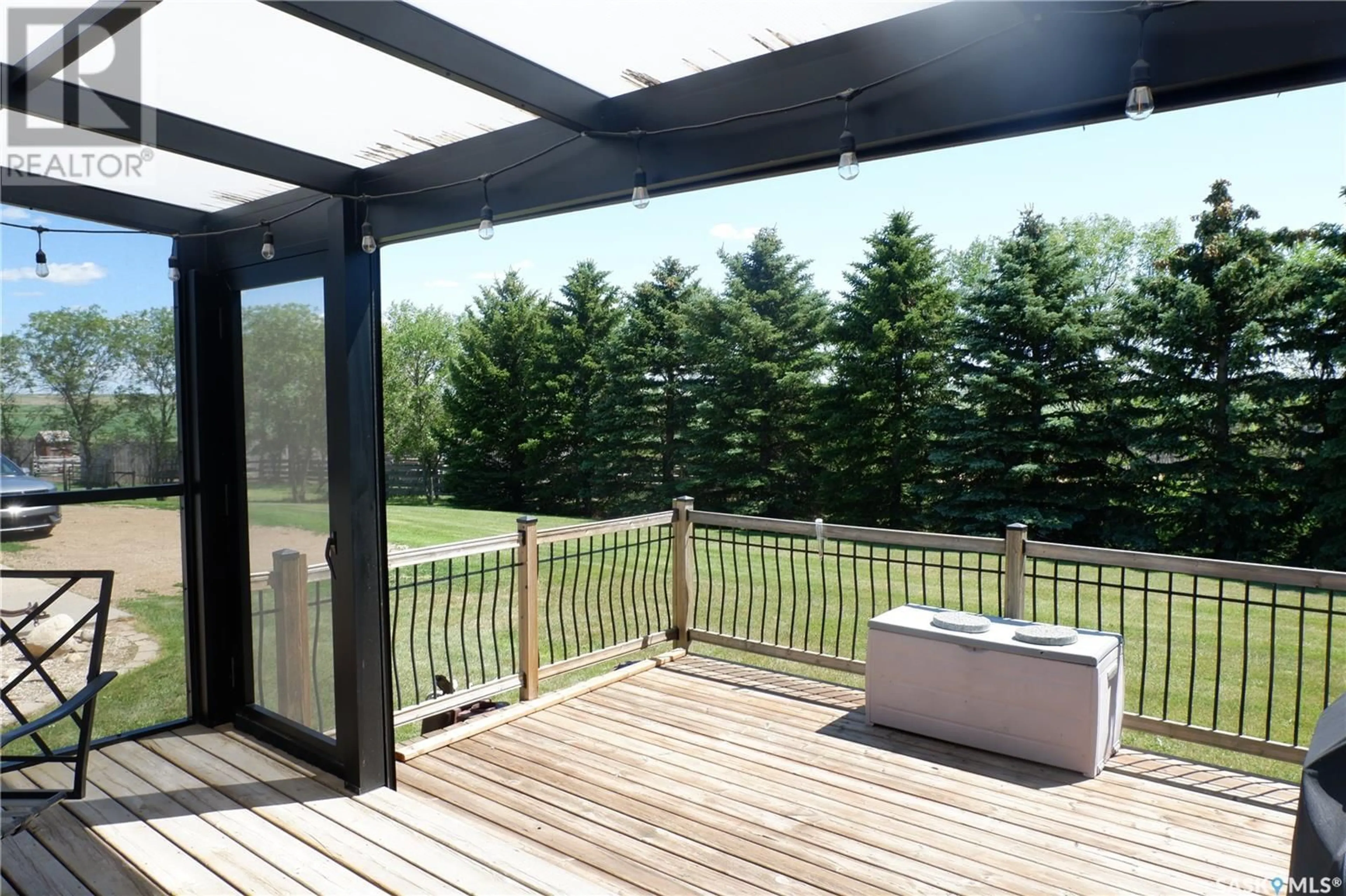 Patio, forest/trees view for BONNEAU, Willow Bunch Rm No. 42 Saskatchewan S0H4K0