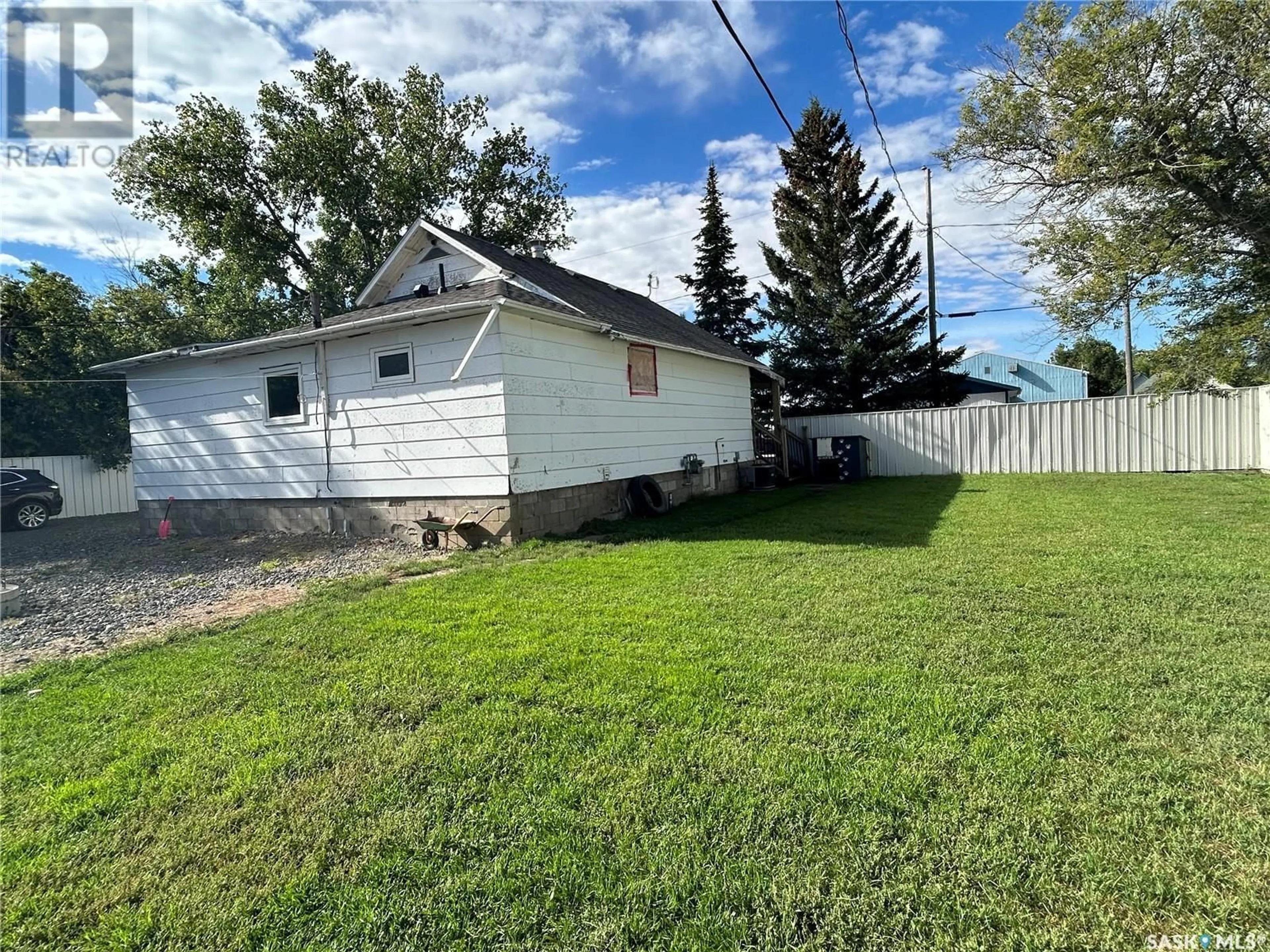 Unknown for 3 COTEAU AVENUE, Halbrite Saskatchewan S0C1H0