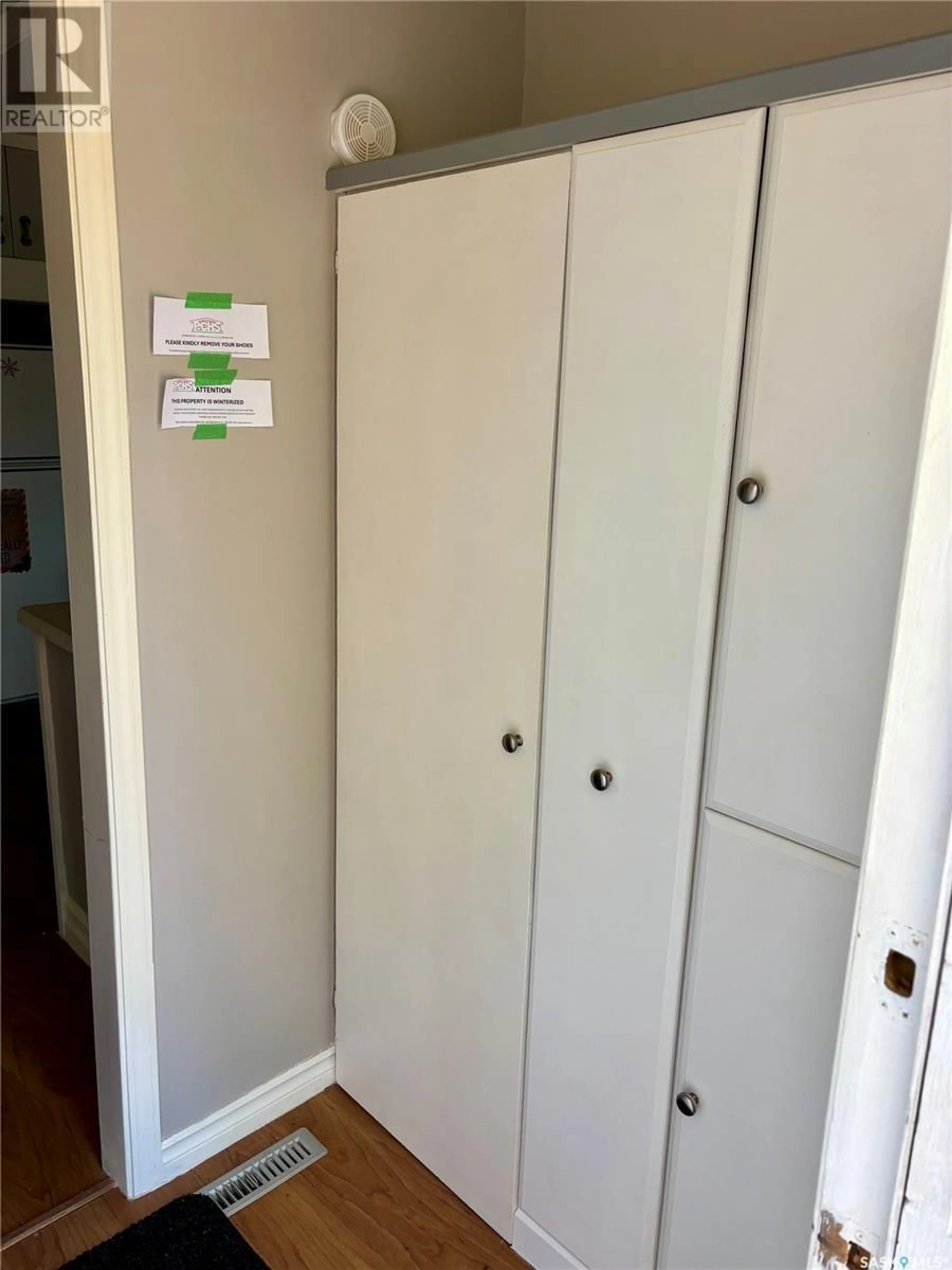 Storage room or clothes room or walk-in closet for 423 YORK STREET, Regina Saskatchewan S4R4W7