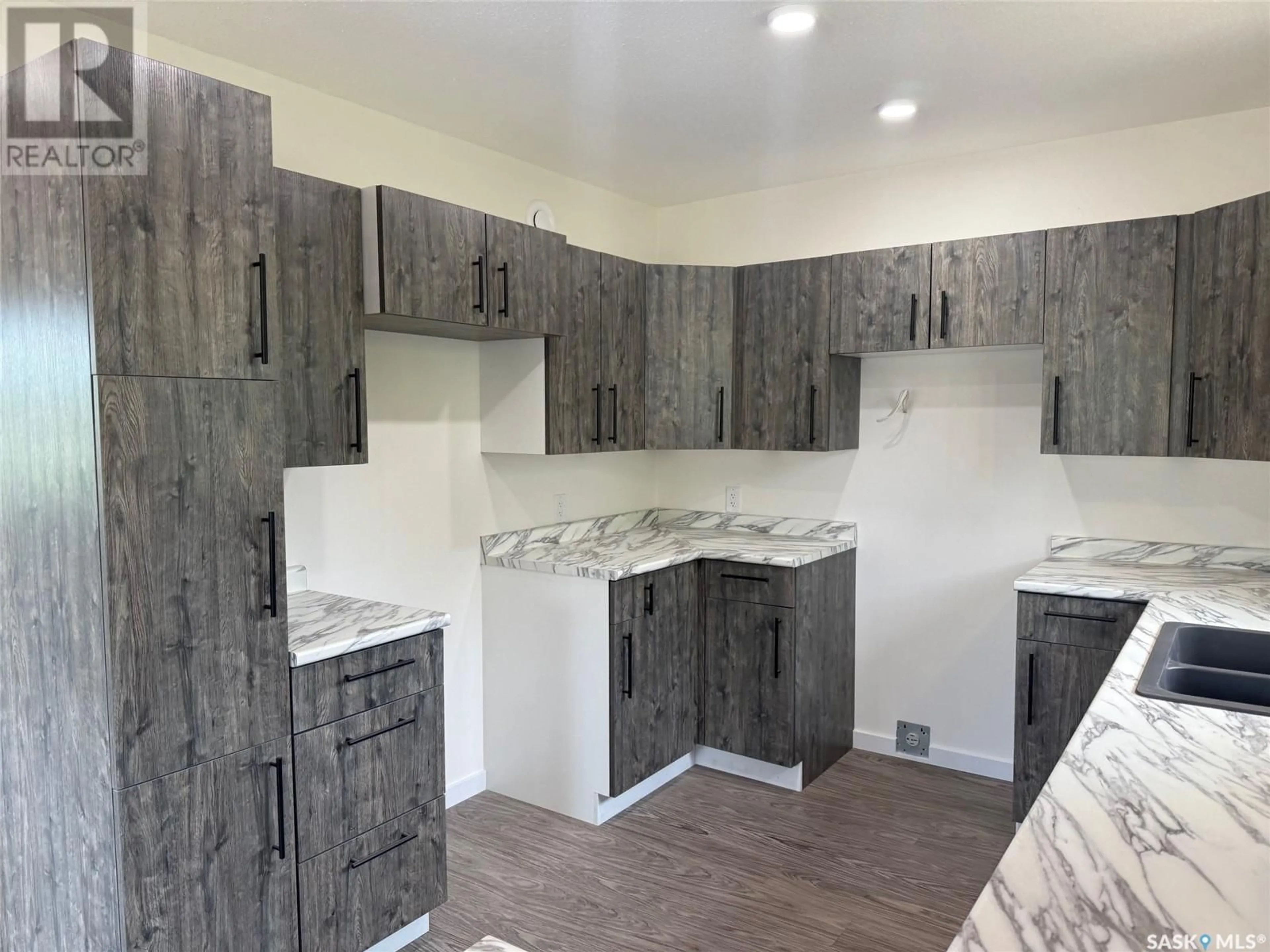 Open concept kitchen, unknown for 114 WALLY HUNT DRIVE, La Ronge Saskatchewan S0J1L0
