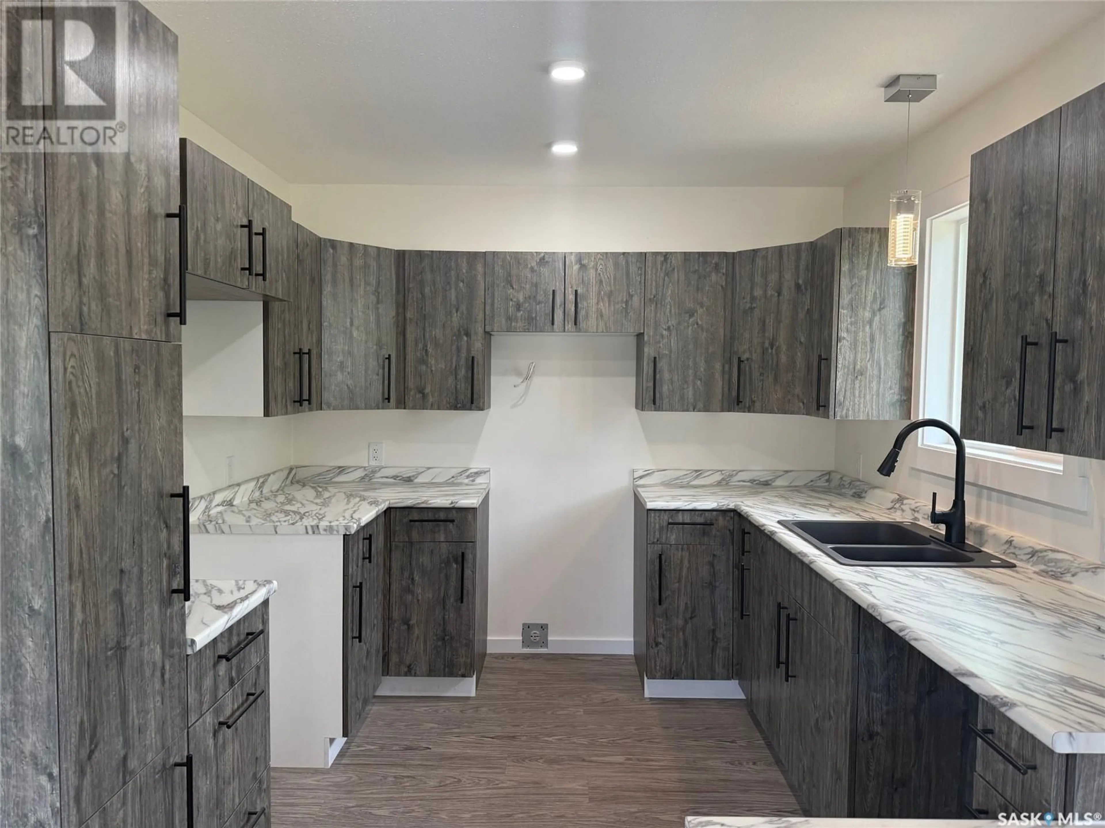 Open concept kitchen, unknown for 114 WALLY HUNT DRIVE, La Ronge Saskatchewan S0J1L0