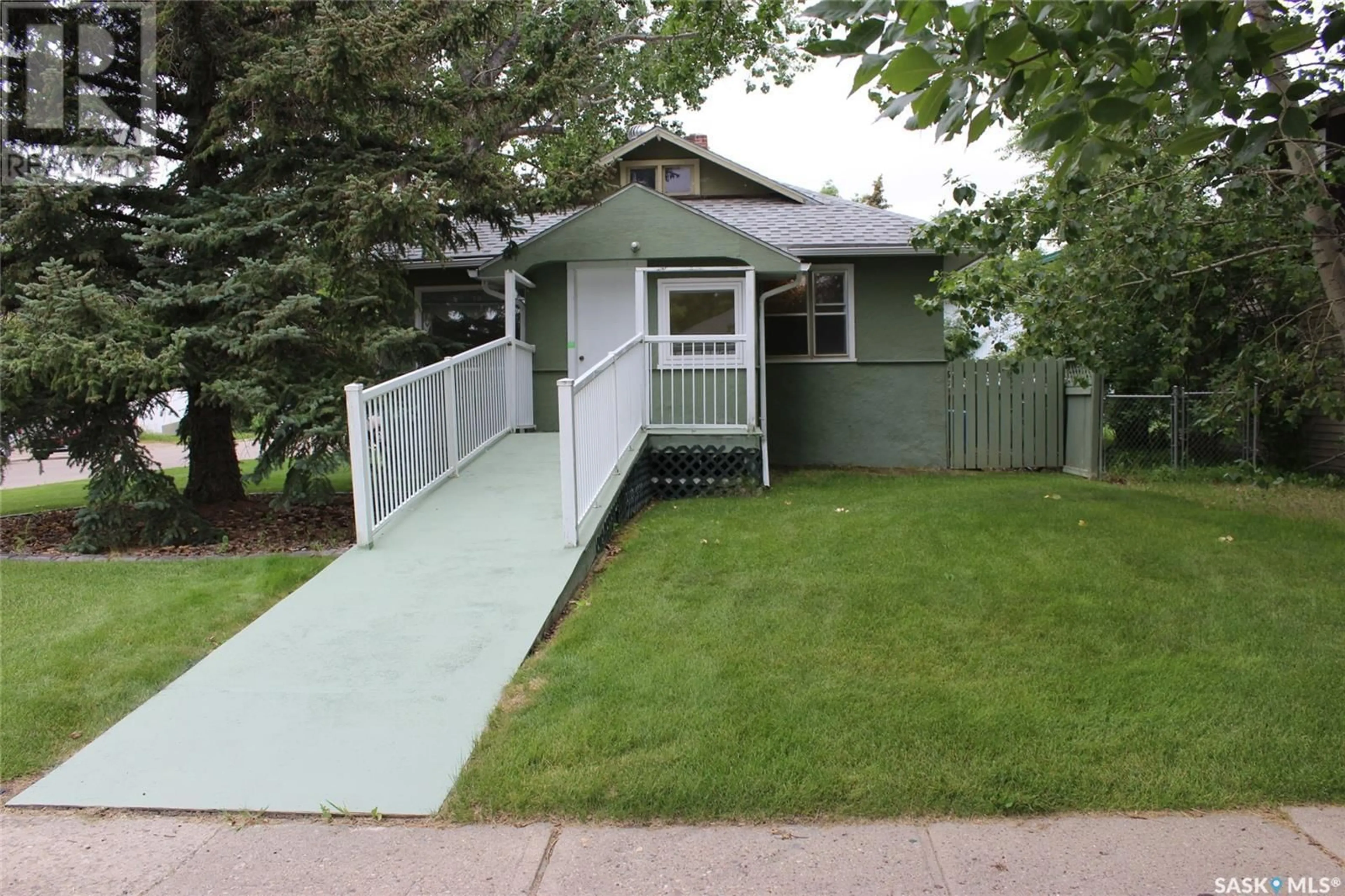 Unknown for 505 CENTRE STREET, Shaunavon Saskatchewan S0N2M0