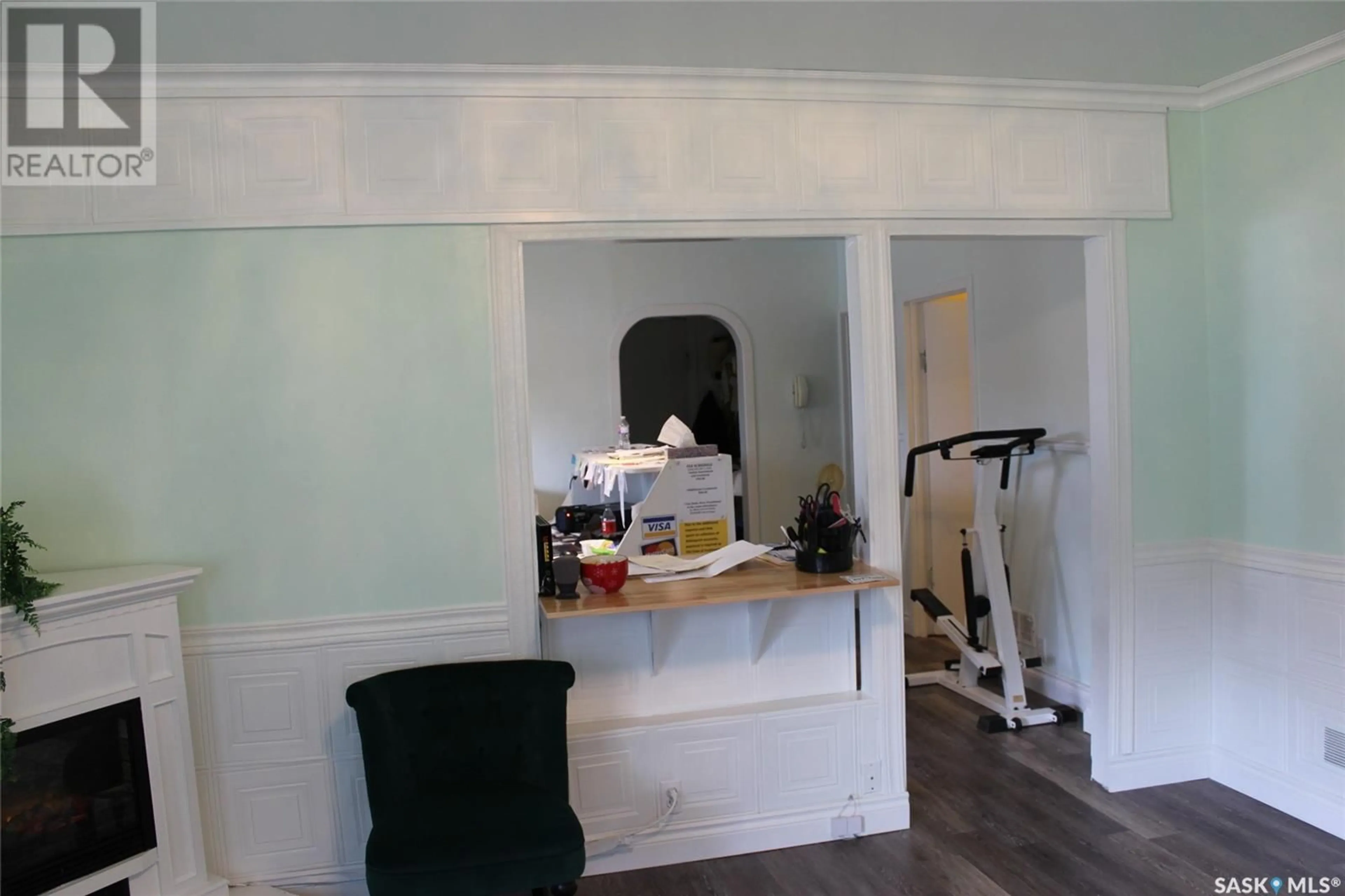 A pic of a room for 505 CENTRE STREET, Shaunavon Saskatchewan S0N2M0
