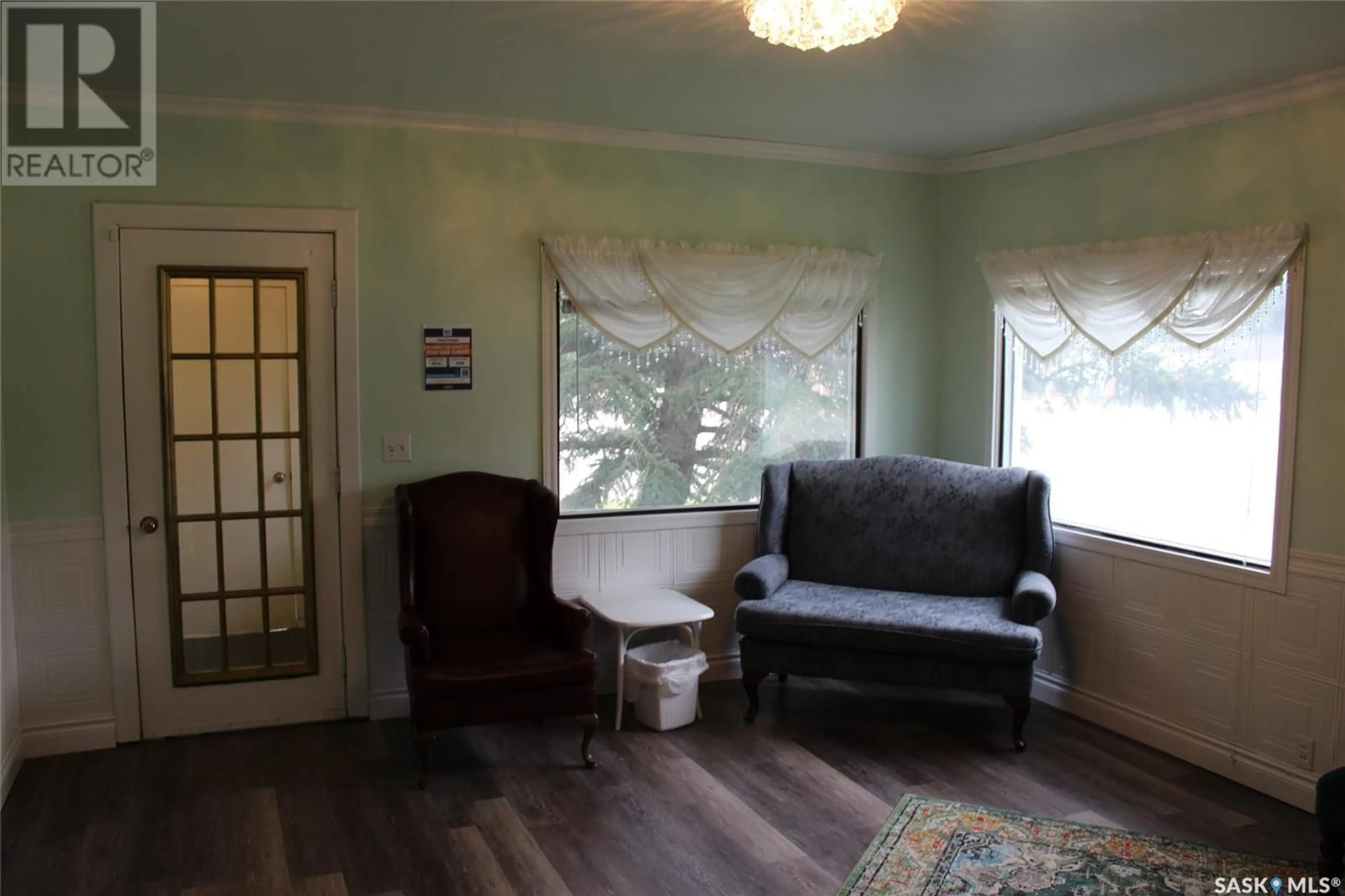 A pic of a room for 505 CENTRE STREET, Shaunavon Saskatchewan S0N2M0