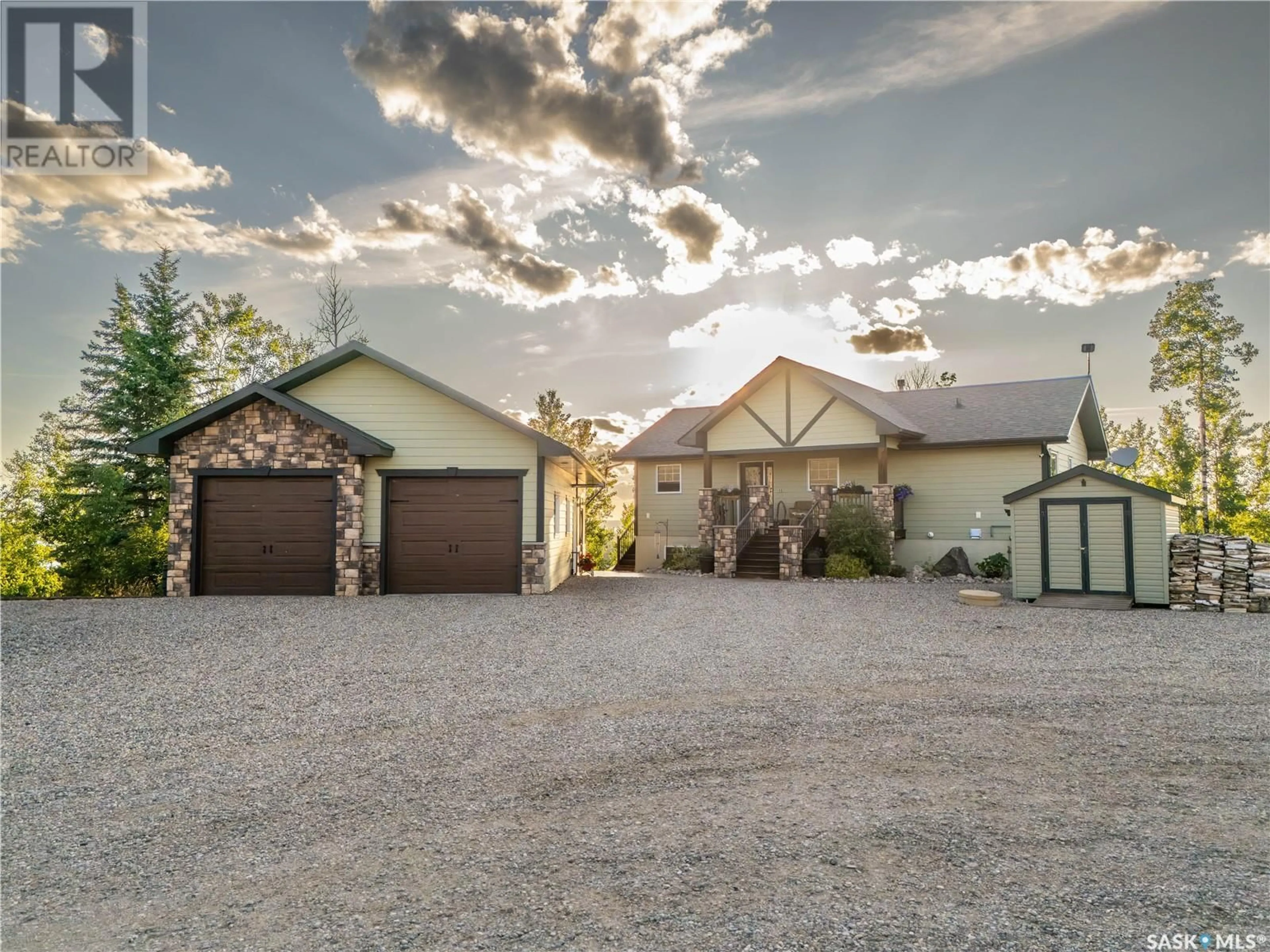 A pic from outside/outdoor area/front of a property/back of a property/a pic from drone, street for 609 CEDAR CLOSE, Goodsoil Saskatchewan S0M1A0