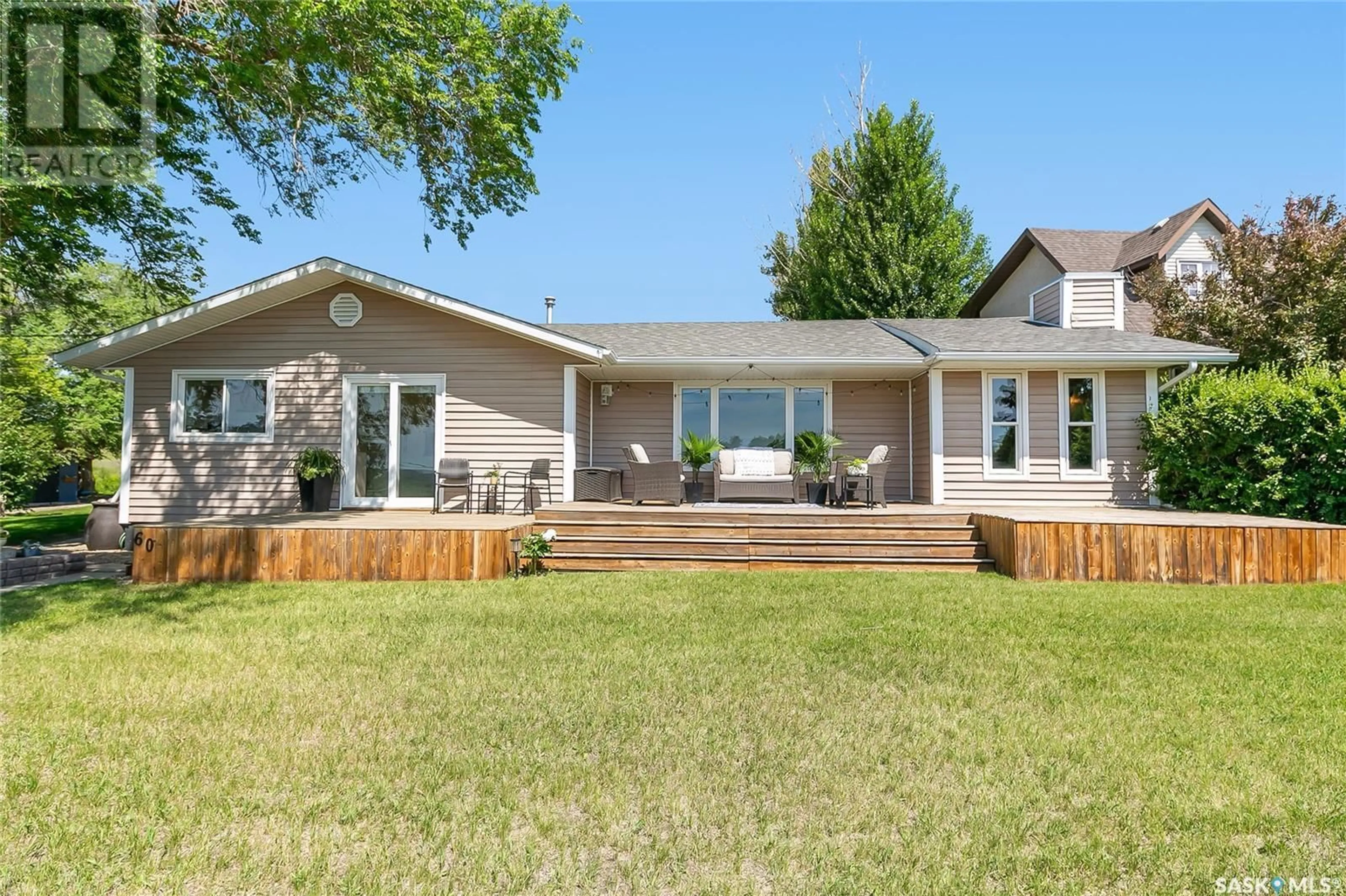 Home with vinyl exterior material, unknown for 60 TENNANT STREET, Craven Saskatchewan S0G0W0