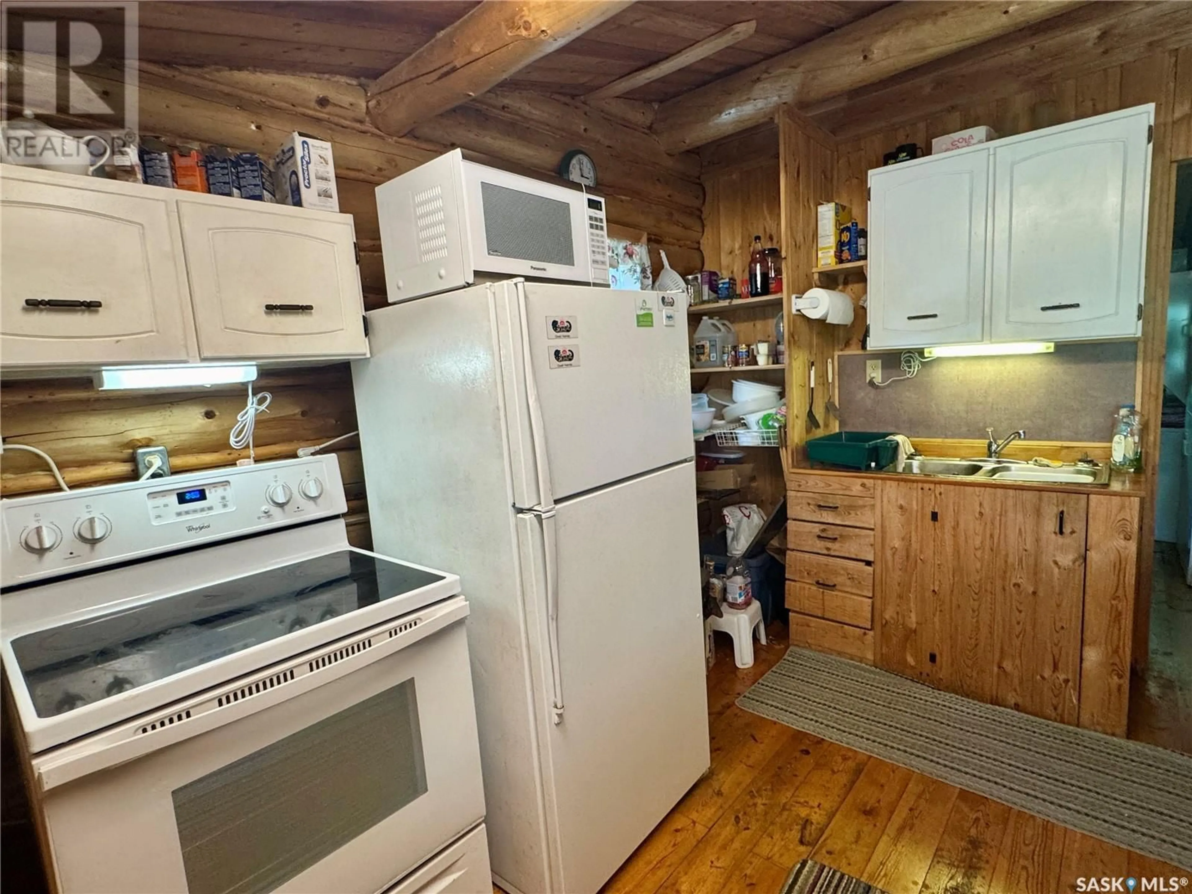 Standard kitchen, unknown for 206 SPRUCE STREET, Northern Admin District Saskatchewan S0J1L0
