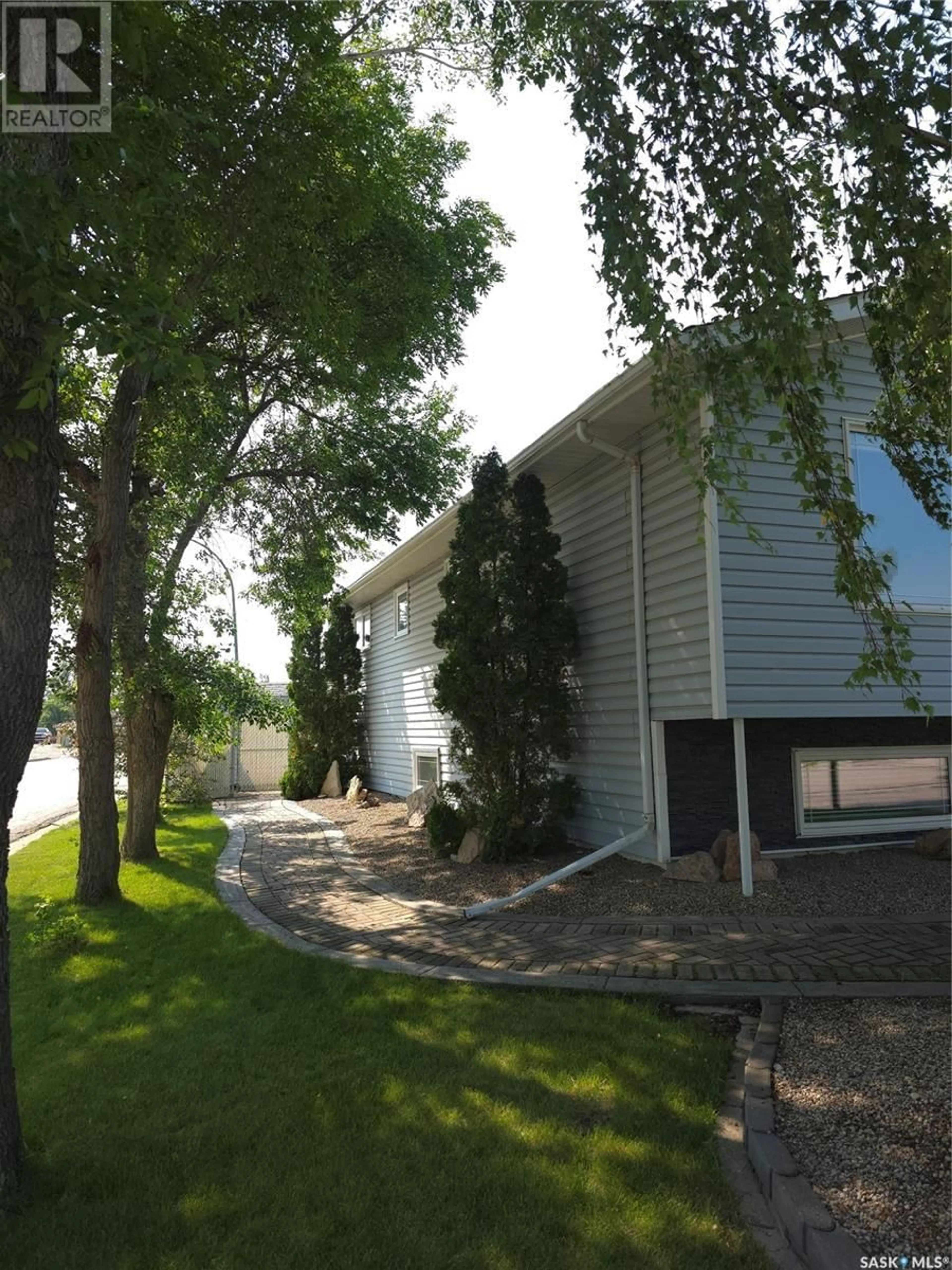 Home with vinyl exterior material, unknown for 1 VALECREST PLACE, Tisdale Saskatchewan S0E1T0