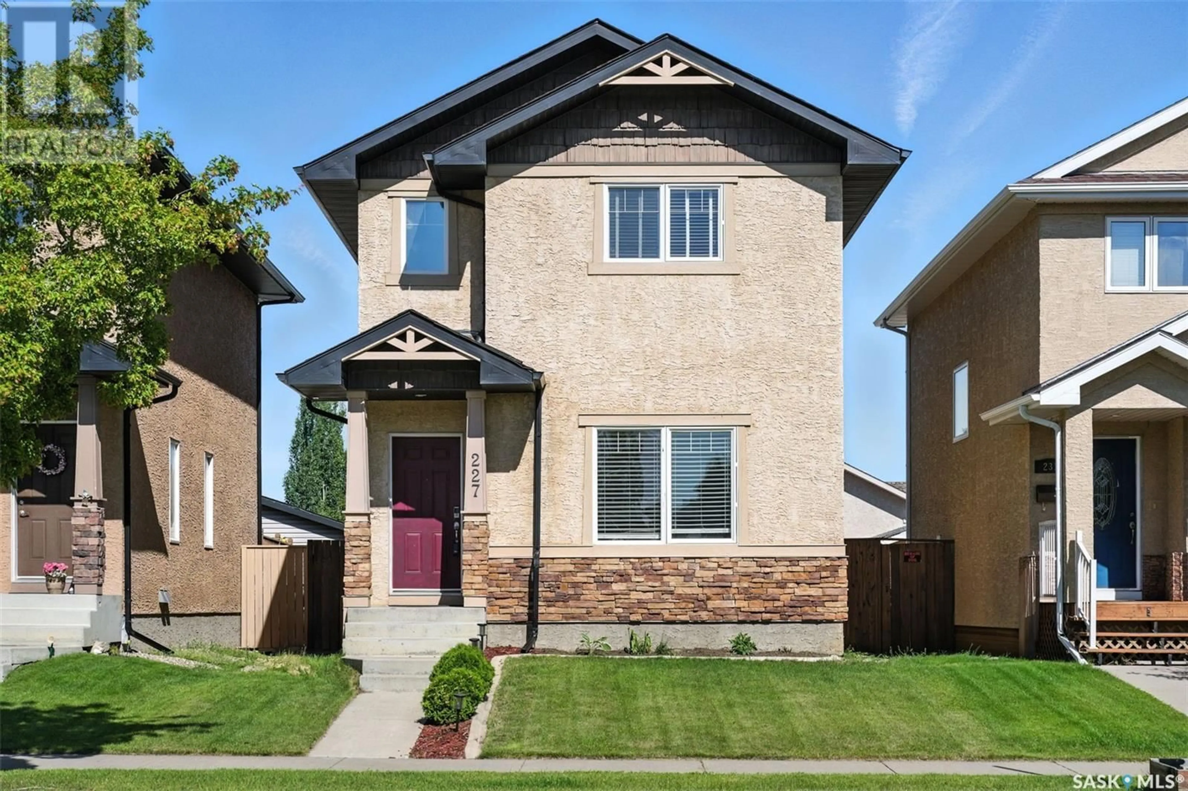 Home with brick exterior material, street for 227 GALLOWAY ROAD, Saskatoon Saskatchewan S7T0B2