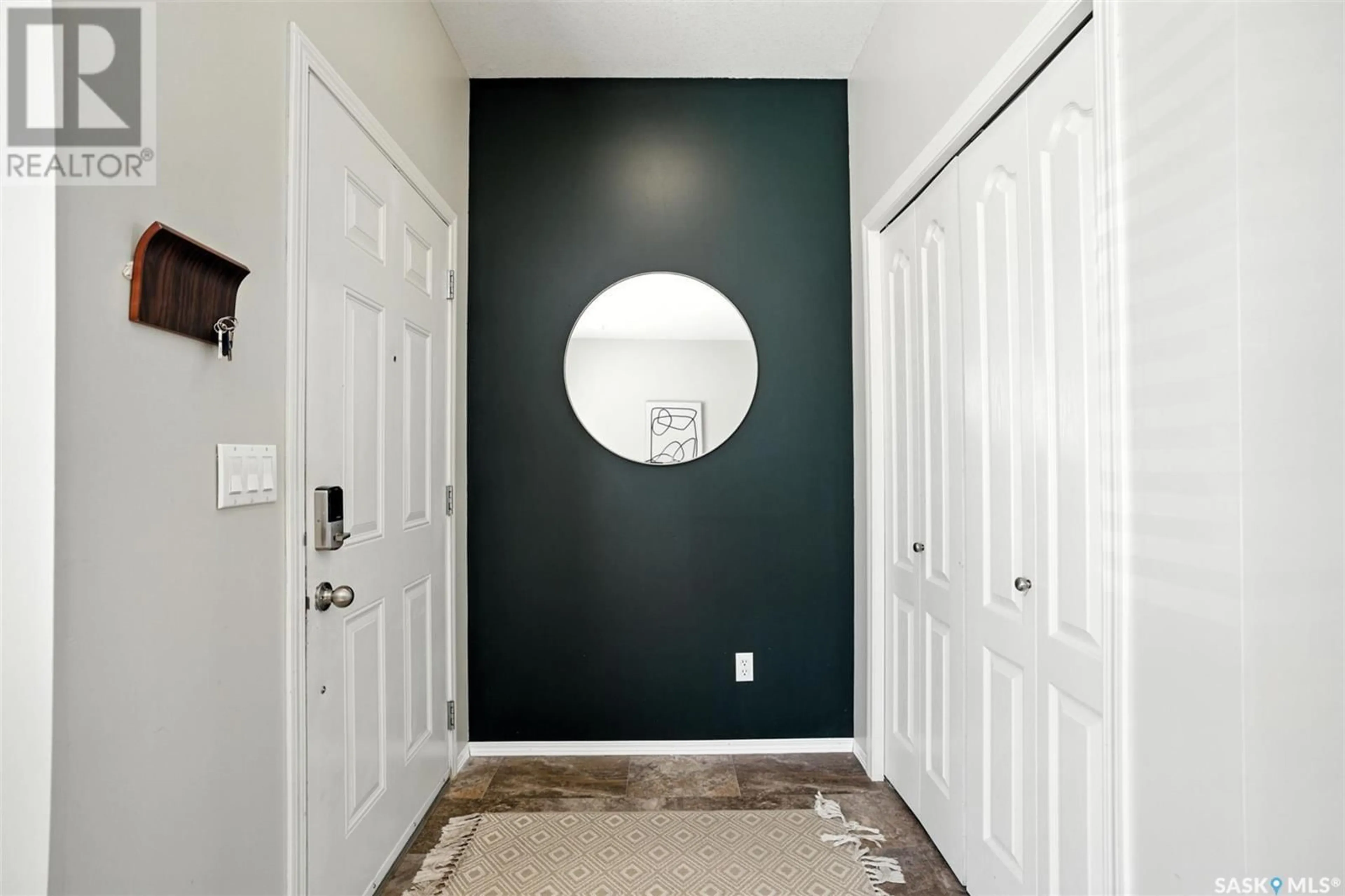 Indoor entryway for 227 GALLOWAY ROAD, Saskatoon Saskatchewan S7T0B2
