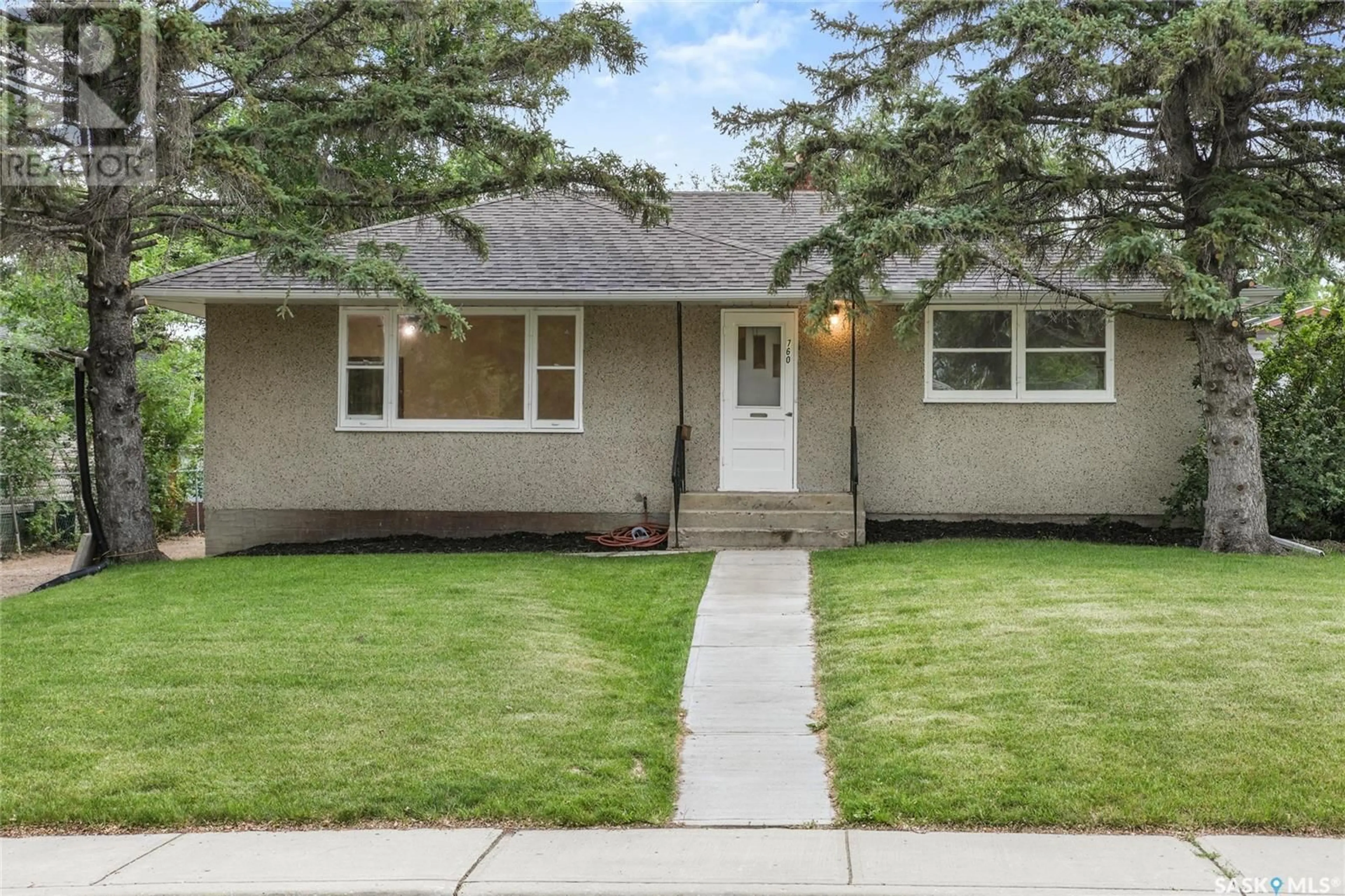 Home with vinyl exterior material, street for 760 HORACE STREET, Regina Saskatchewan S4S6B4