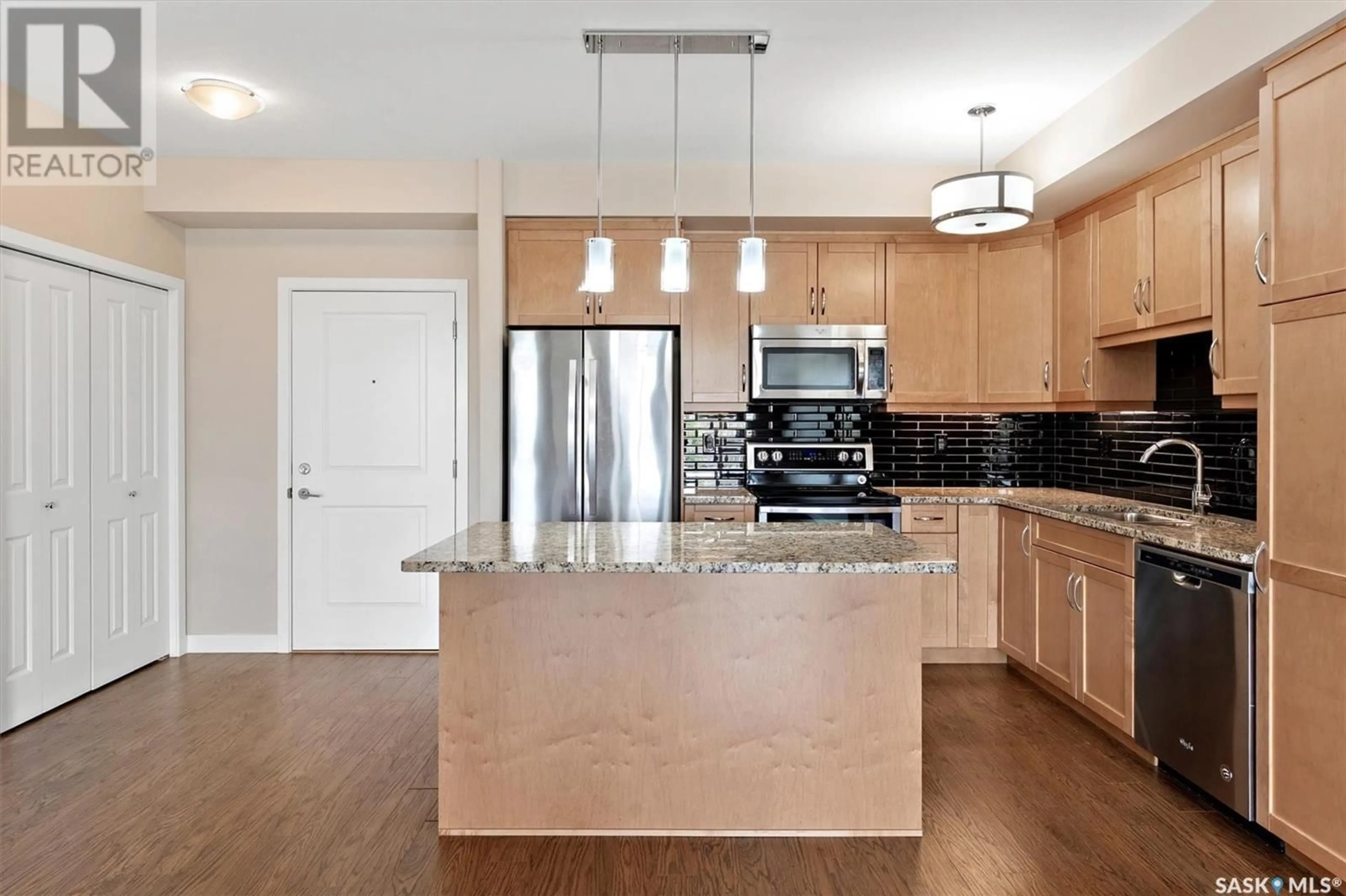 Open concept kitchen, unknown for 308 - 1015 MOSS AVENUE, Saskatoon Saskatchewan S7H4J3