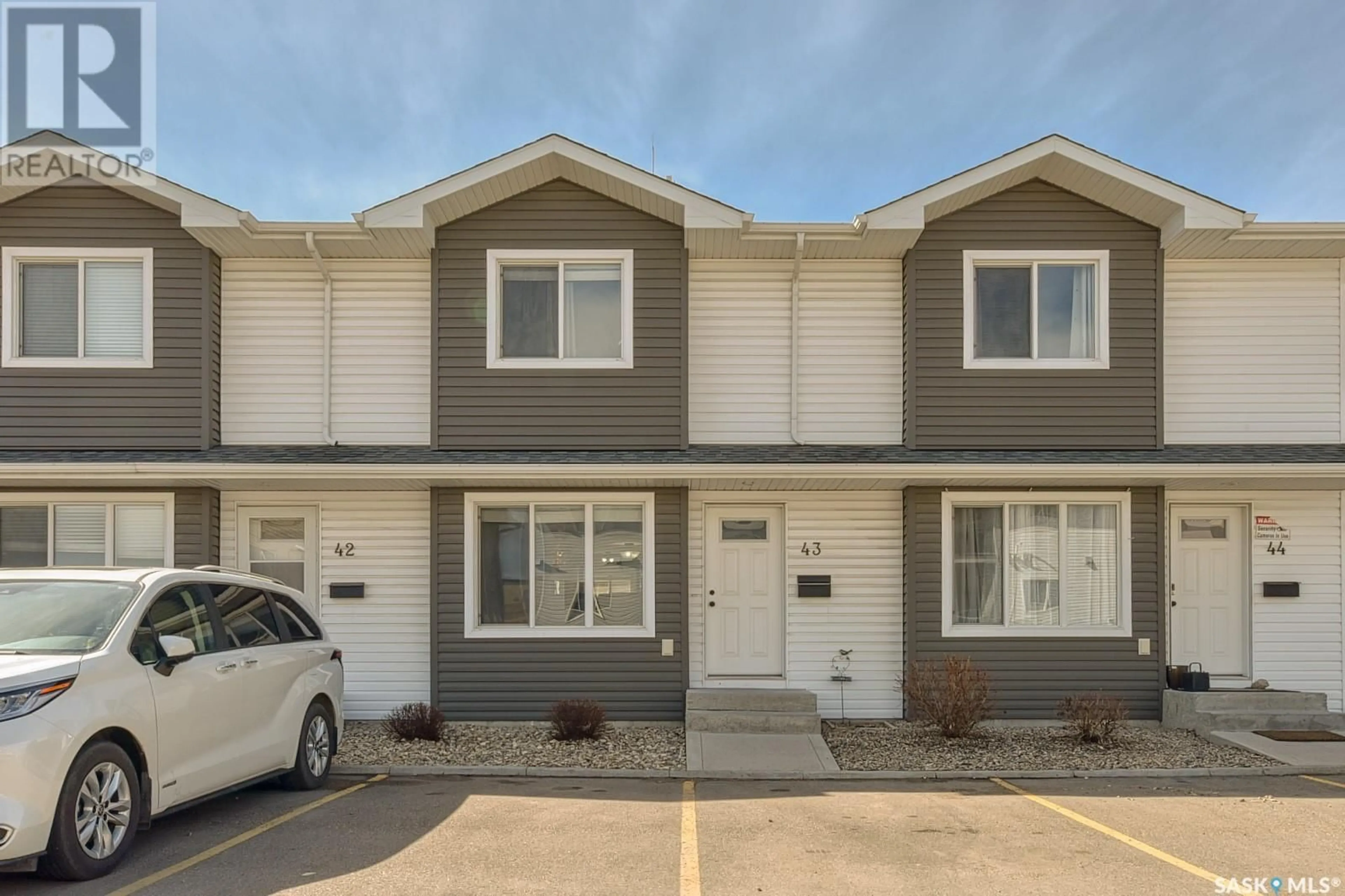Home with vinyl exterior material, street for 43 - 4850 HARBOUR LANDING DRIVE, Regina Saskatchewan S4W0K9