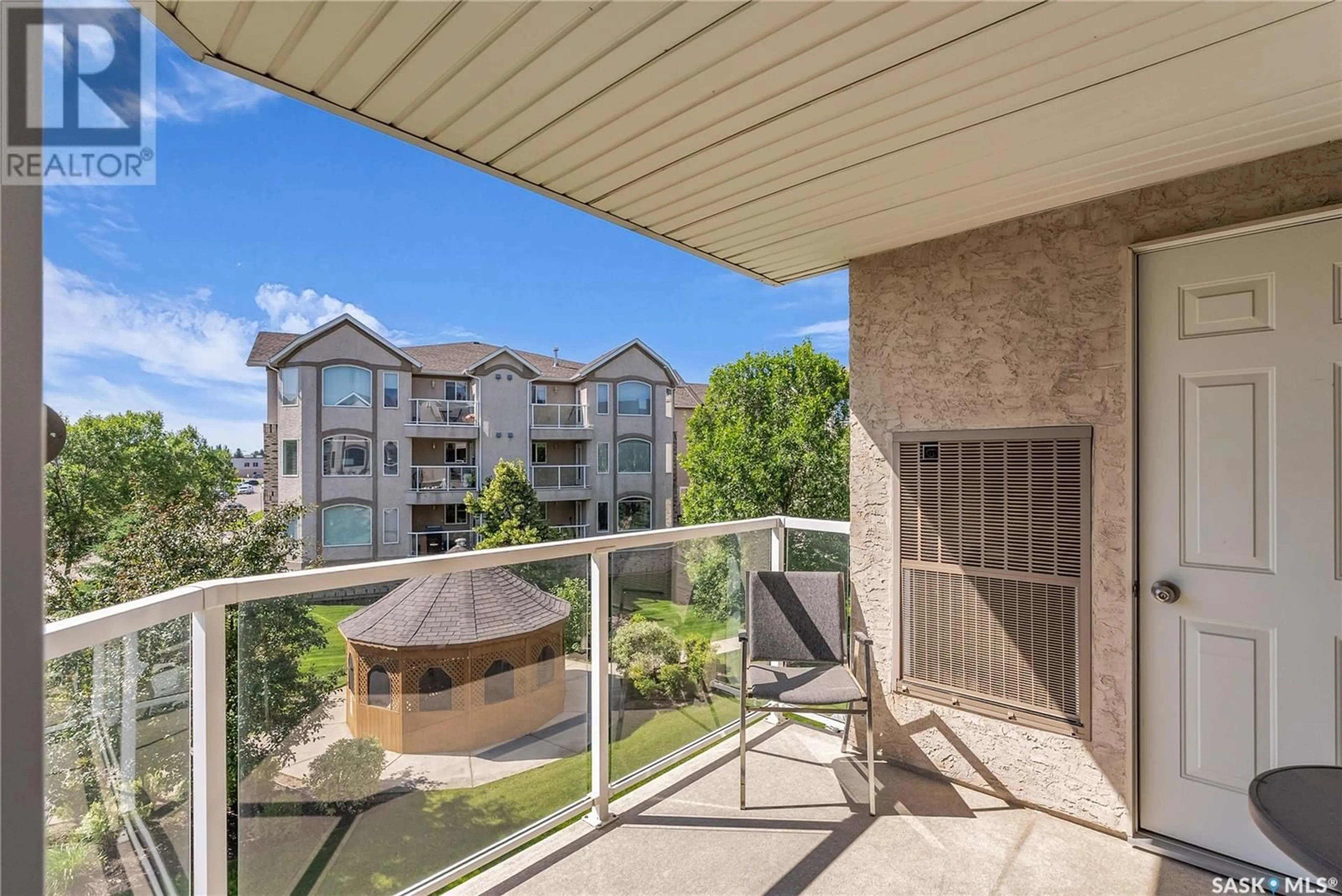 Balcony in the apartment, water/lake/river/ocean view for 208 314 NELSON ROAD, Saskatoon Saskatchewan S7S1N3