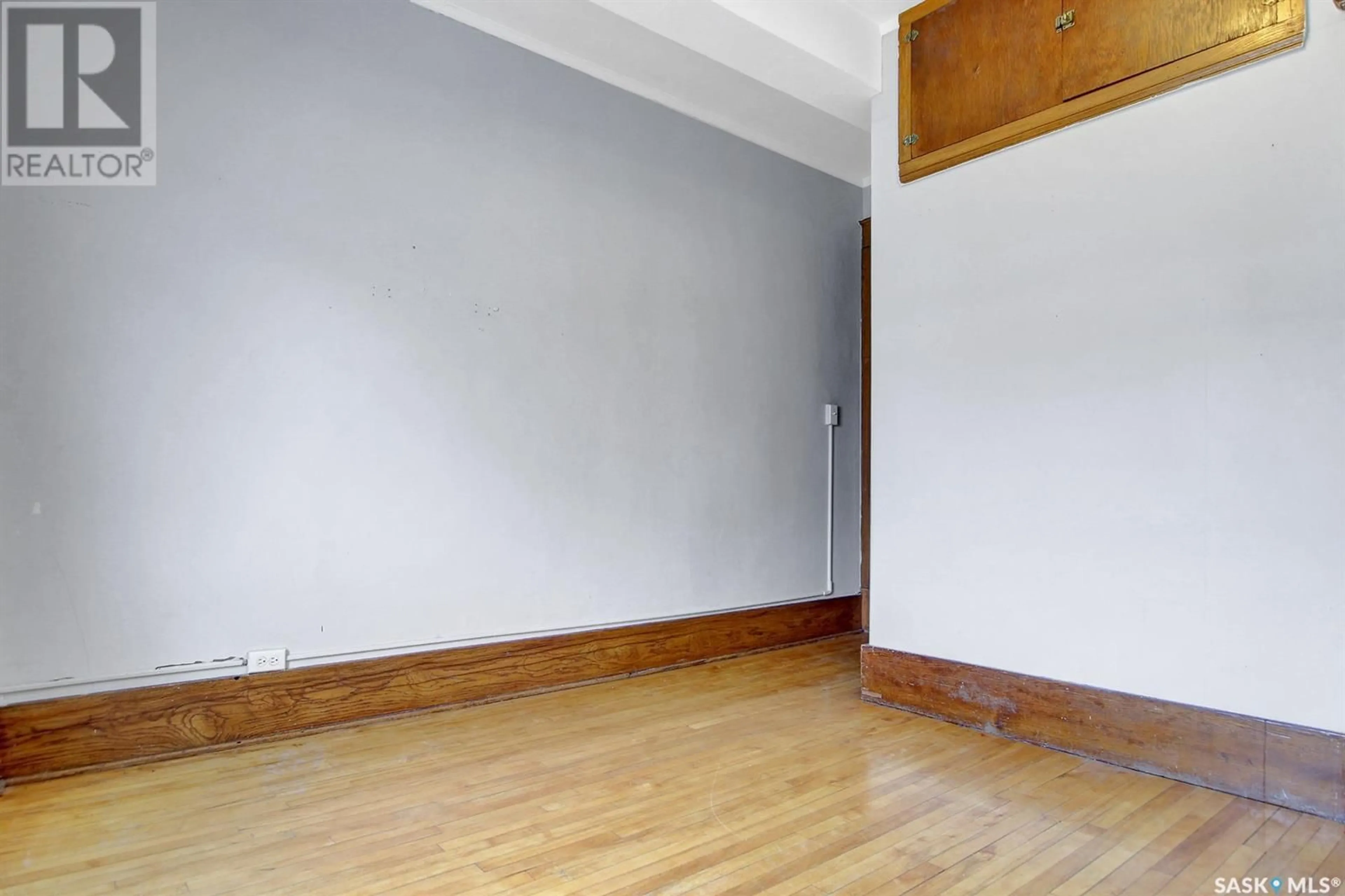 A pic of a room for 10 - 2201 14TH AVENUE, Regina Saskatchewan S4P2K9