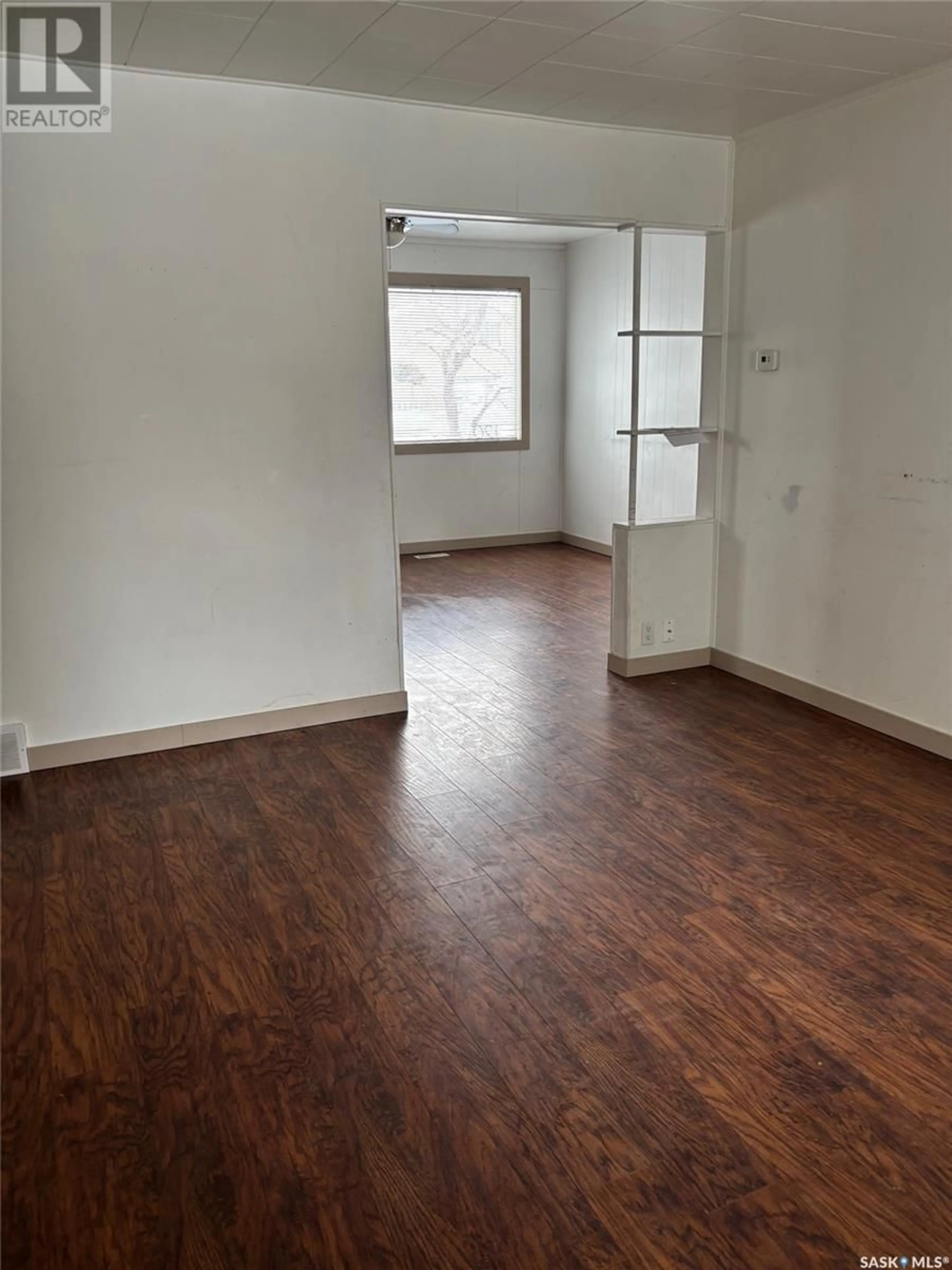 A pic of a room for 120 IROQUOIS STREET, Moose Jaw Saskatchewan S6H5A6