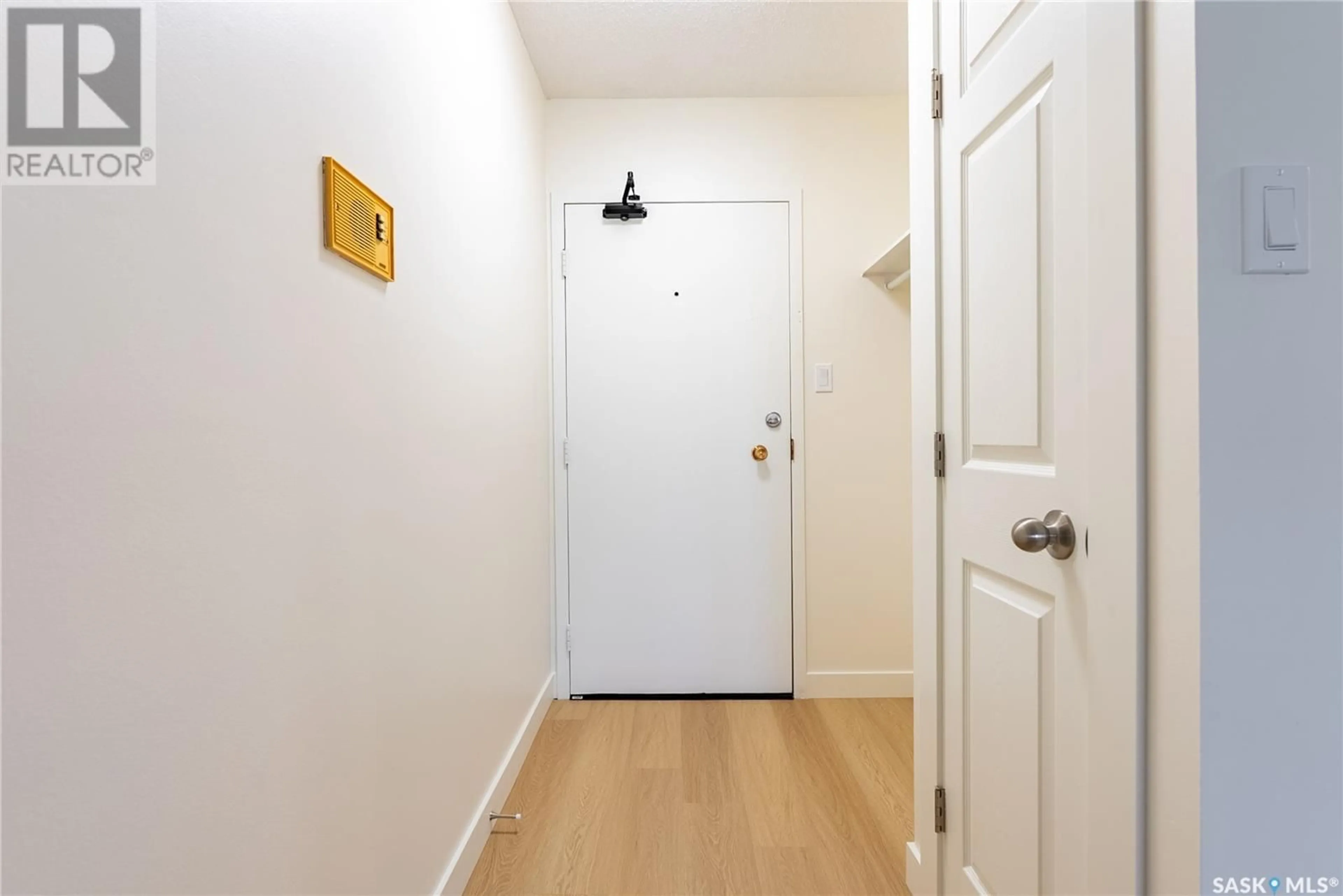 Indoor entryway for 9 - 3 PEARSON PLACE, Saskatoon Saskatchewan S7L4S7