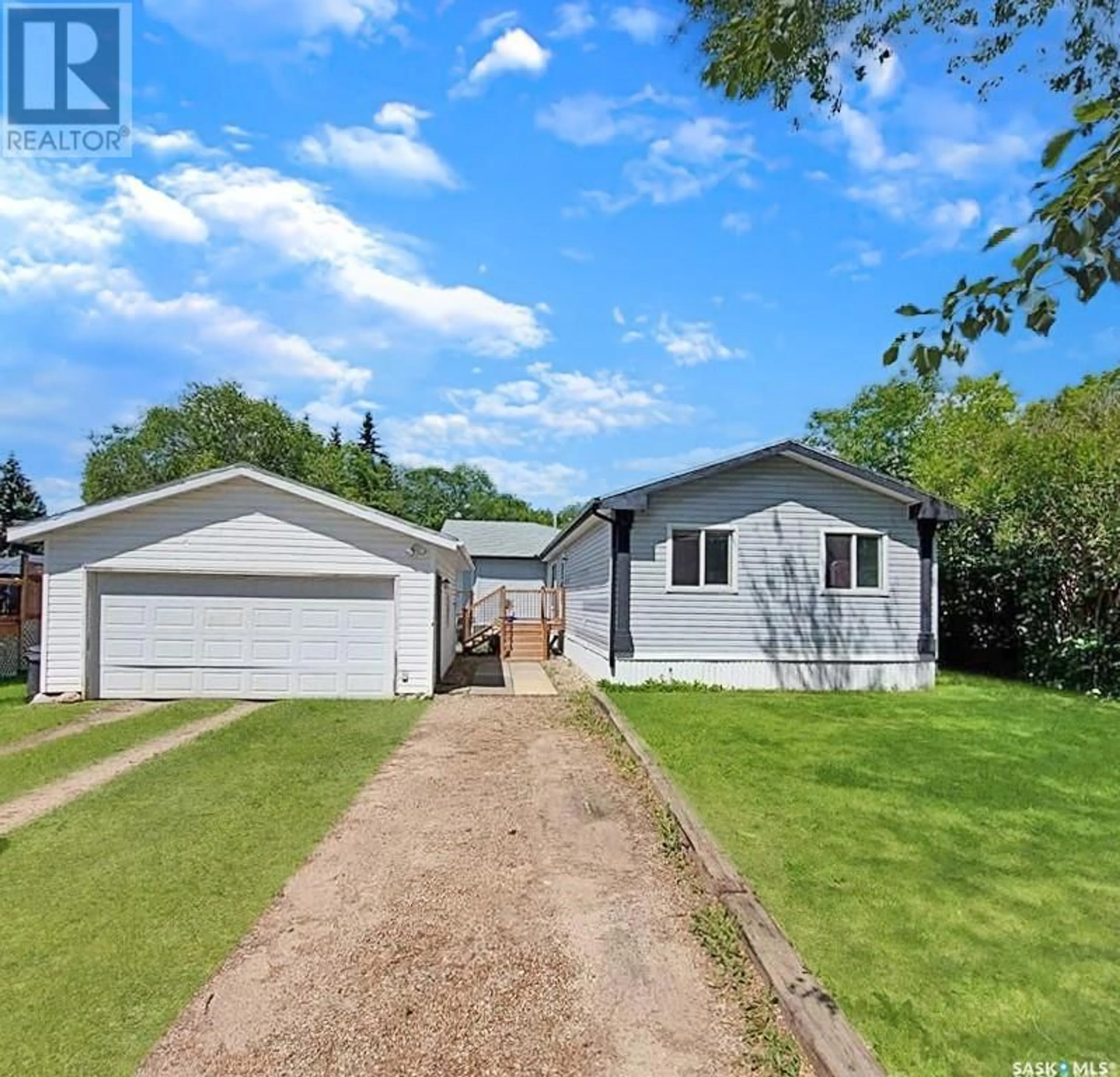 Shed for 118 4TH AVENUE, Neilburg Saskatchewan S0M2C0